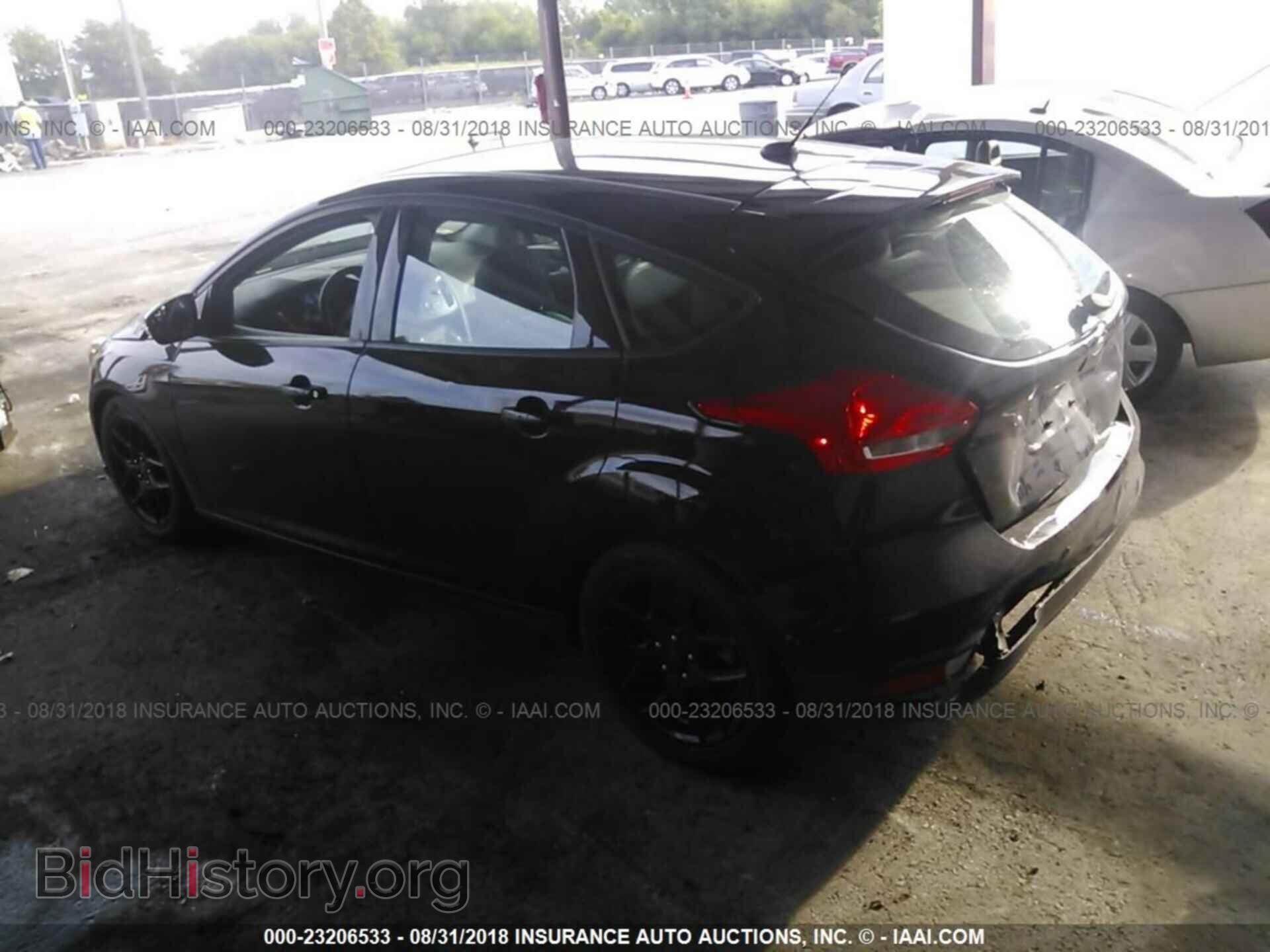 2016 Ford Focus - VIN: 1FADP3K22GL351133 - Фото 3