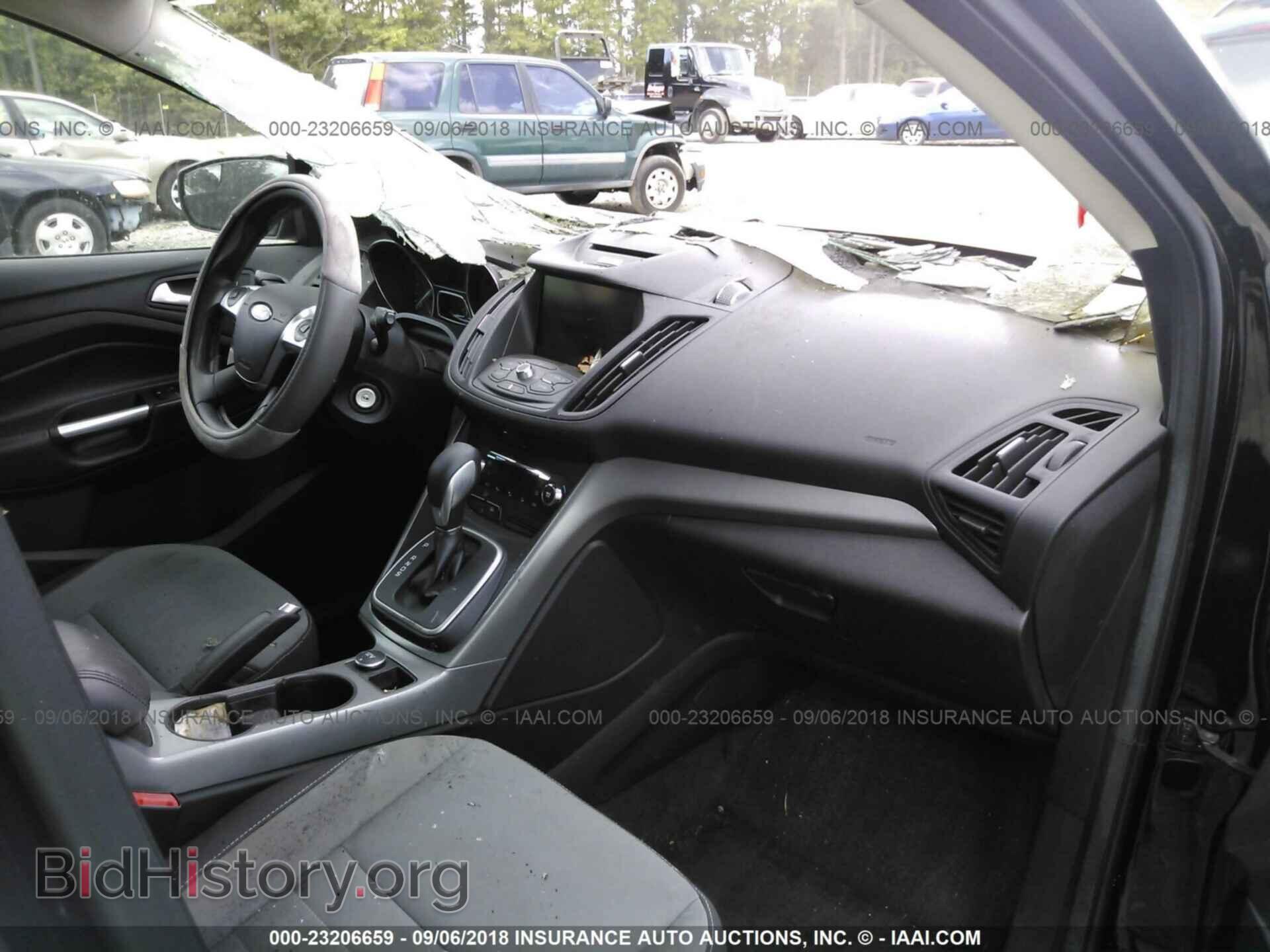 2013 Ford Escape - VIN: 1FMCU0G90DUC91616 - Photo 5