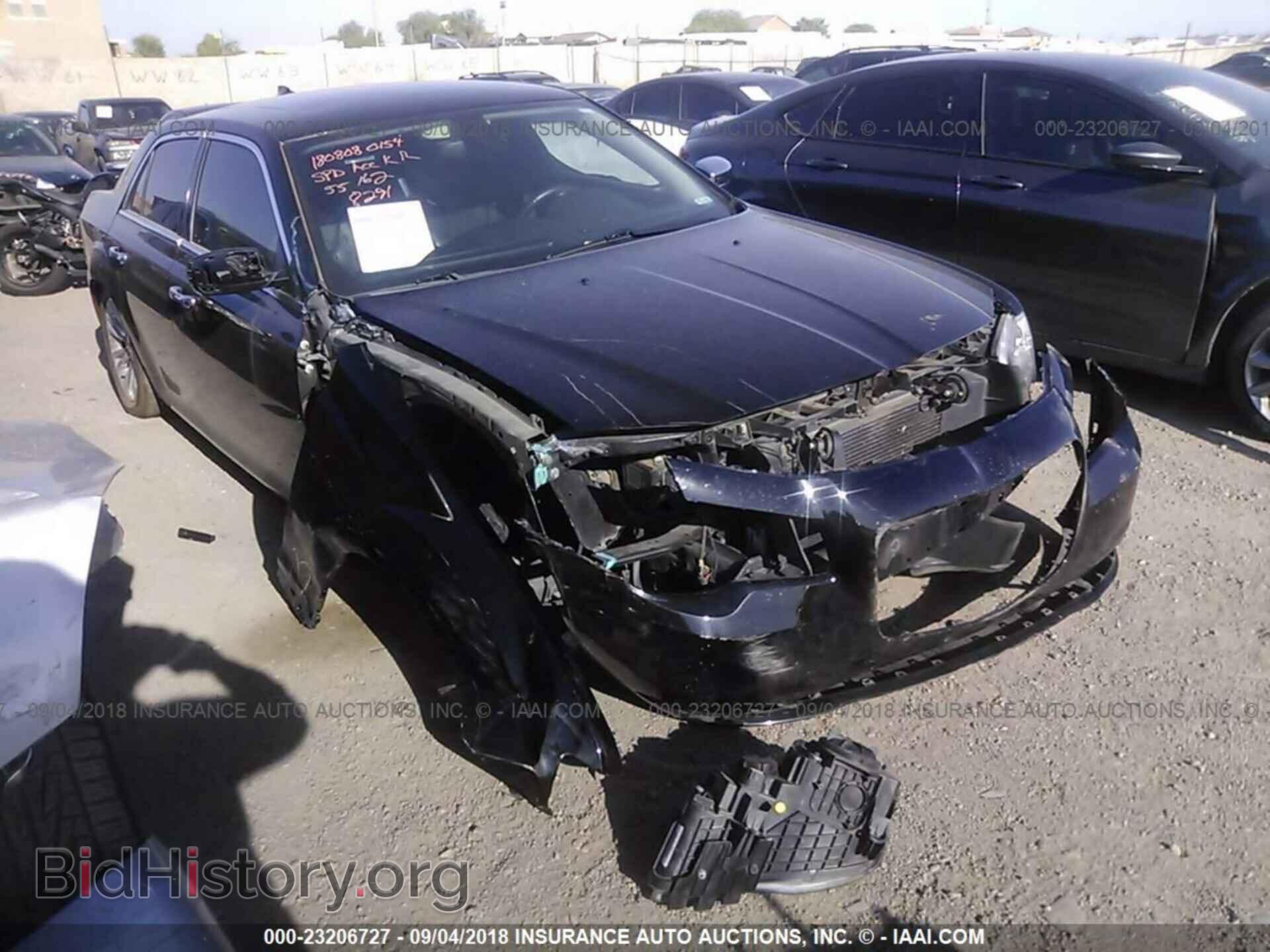 Фотография 2C3CCAEG3GH128291 - Chrysler 300c 2016