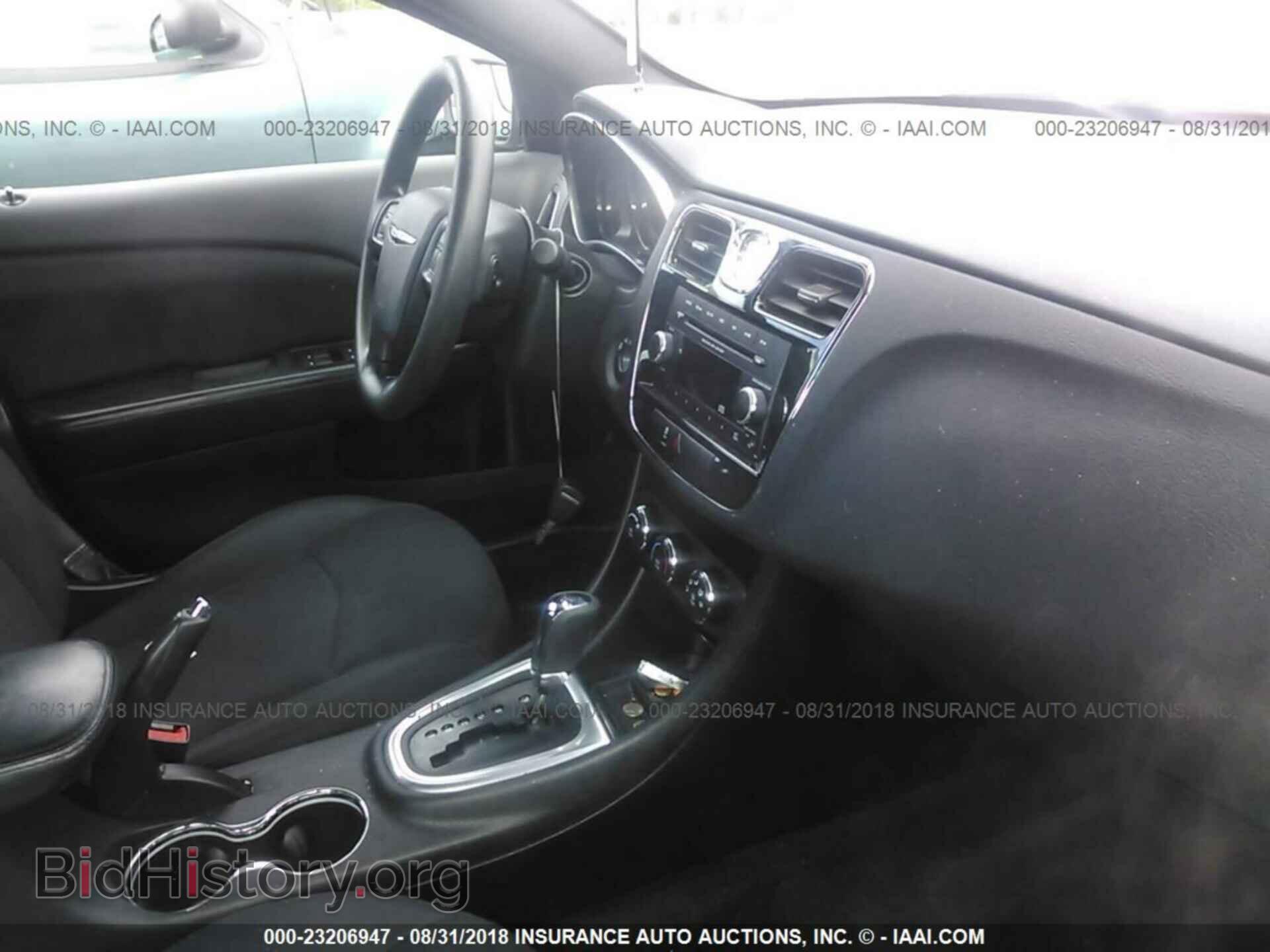 2013 Chrysler 200 - VIN: 1C3CCBAB0DN686652 - Photo 5