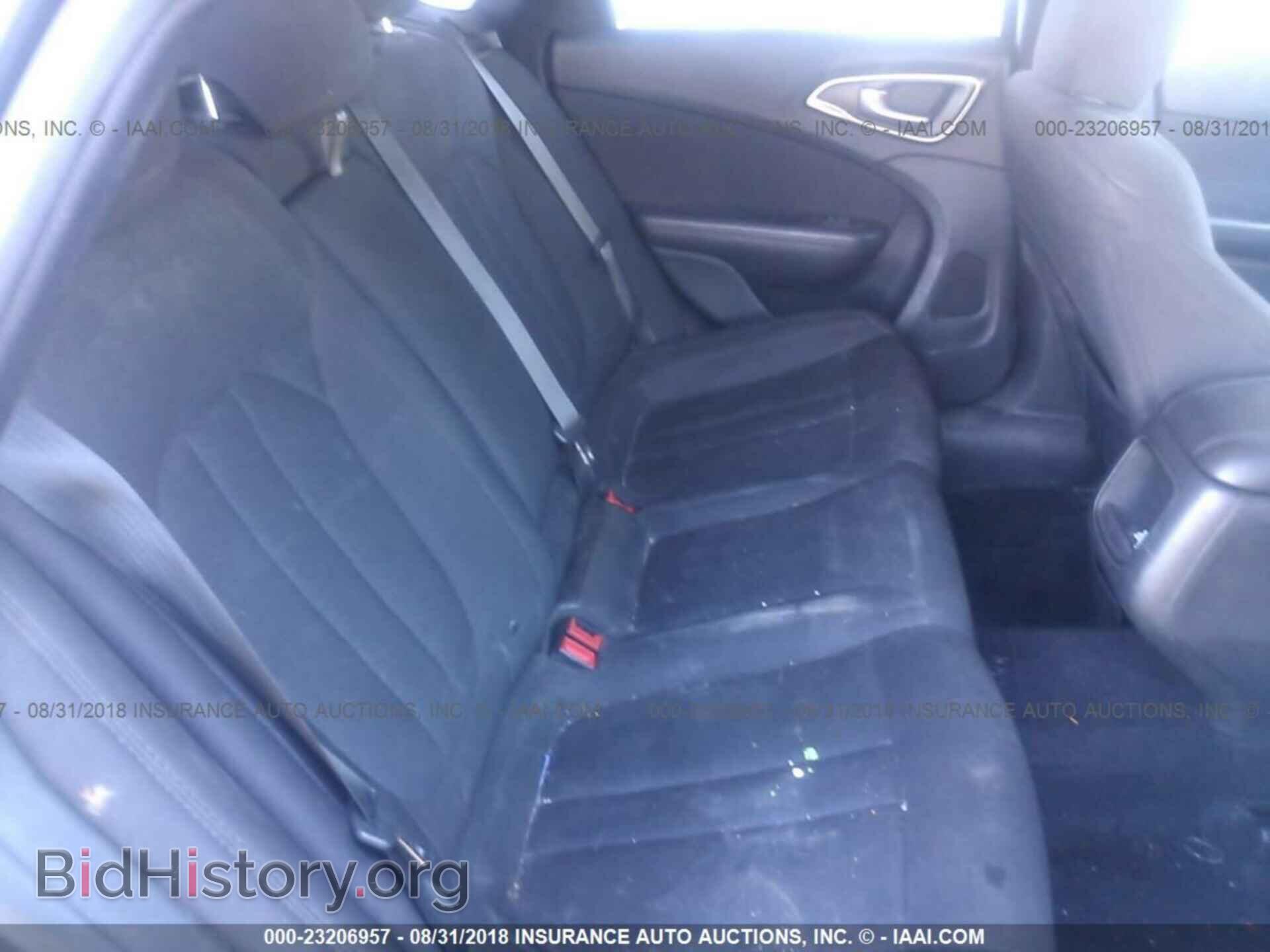 2016 Chrysler 200 - VIN: 1C3CCCAB4GN107530 - Photo 8
