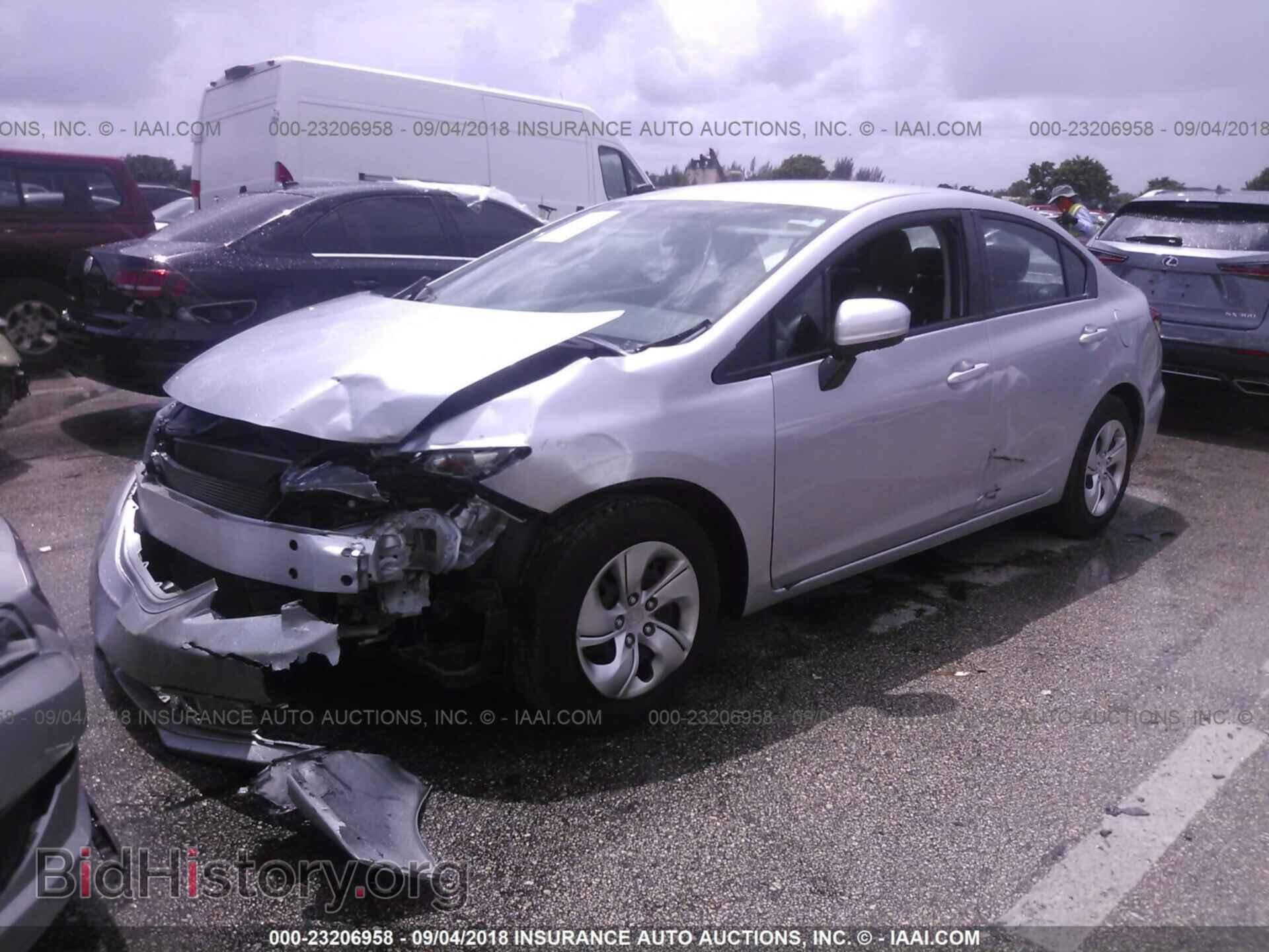 2014 Honda Civic - VIN: 19XFB2F55EE069008 - Фото 2