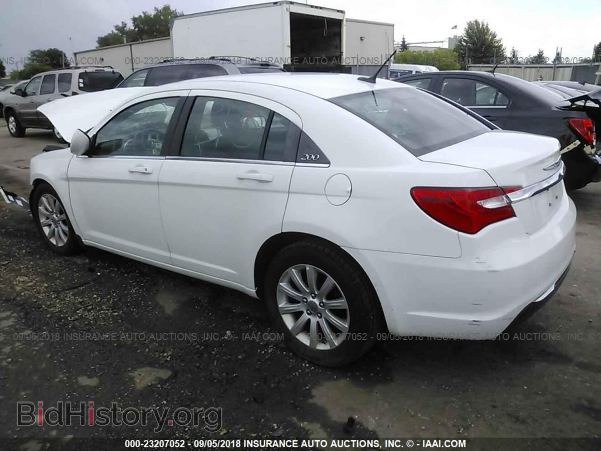 2012 Chrysler 200 - VIN: 1C3CCBBB6CN124655 - Фото 3