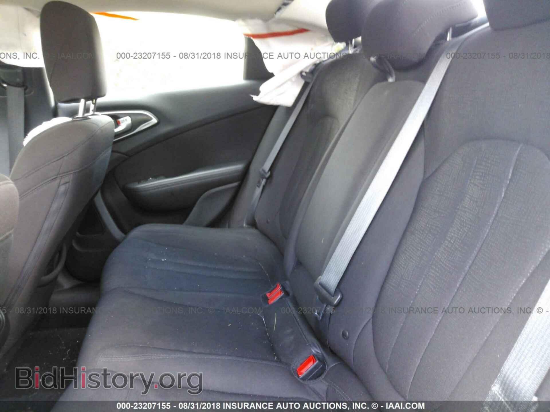 2015 Chrysler 200 - VIN: 1C3CCCAB7FN670344 - Photo 8