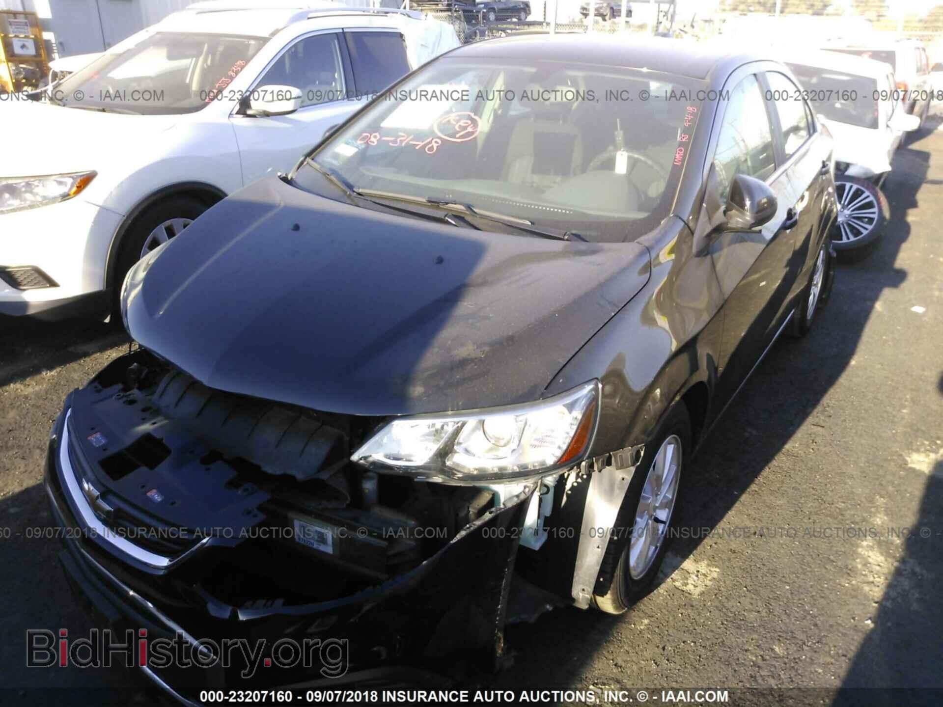 2017 Chevrolet Sonic - VIN: 1G1JD5SG6H4131690 - Фото 2