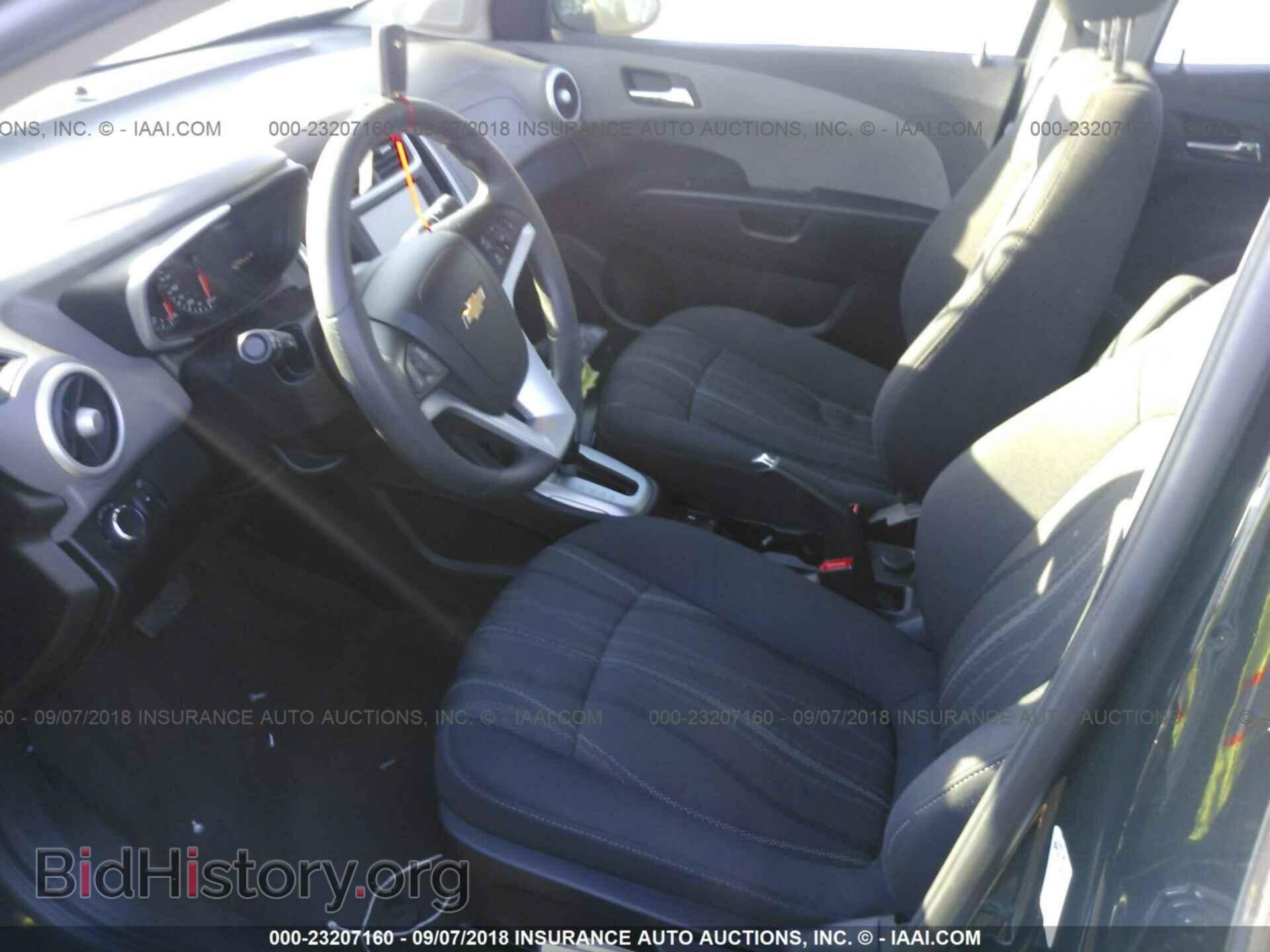 2017 Chevrolet Sonic - VIN: 1G1JD5SG6H4131690 - Фото 5