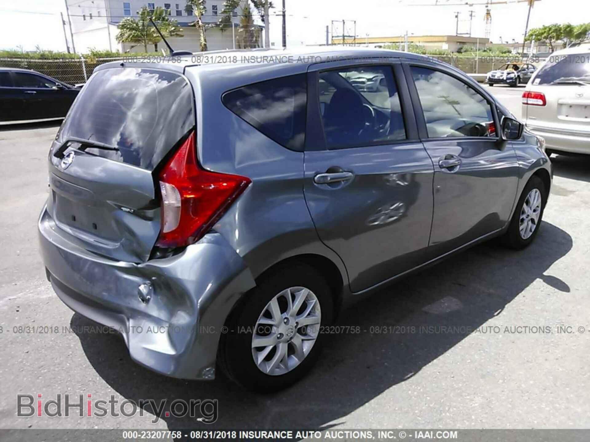 2017 Nissan Versa note - VIN: 3N1CE2CP6HL377551 - Фото 4