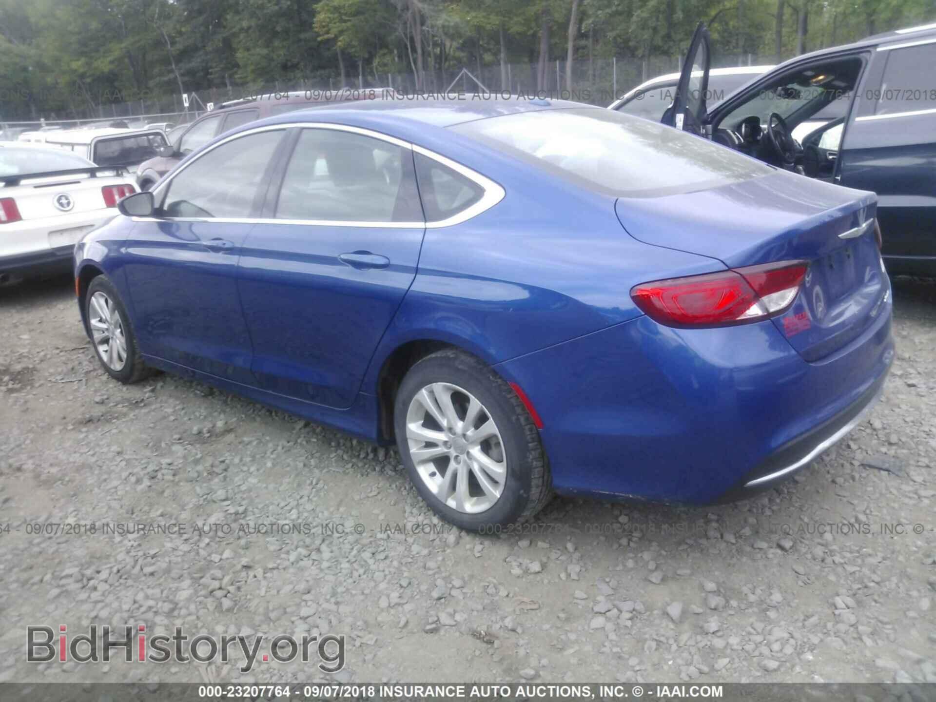 2015 Chrysler 200 - VIN: 1C3CCCAB3FN538374 - Photo 3