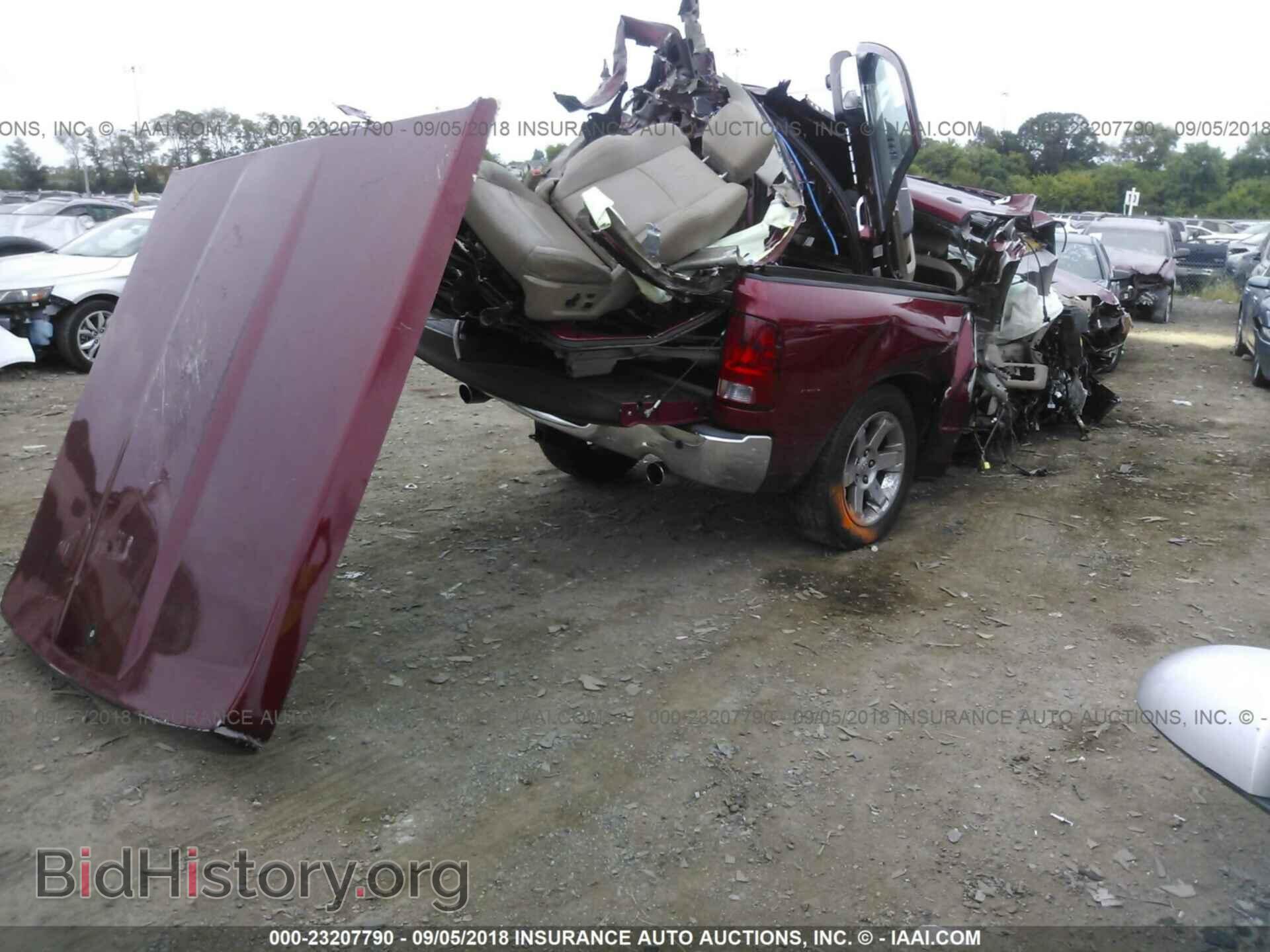 2011 Dodge Ram 1500 - VIN: 1D7RV1CT5BS556726 - Фото 4