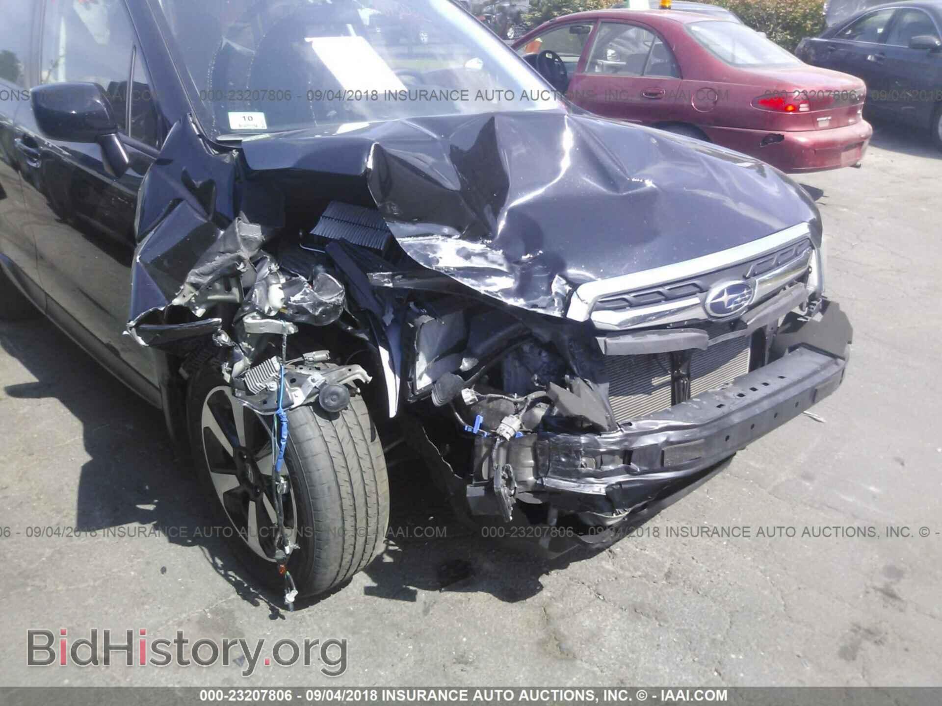 2017 Subaru Forester - VIN: JF2SJAEC1HH451838 - Photo 6