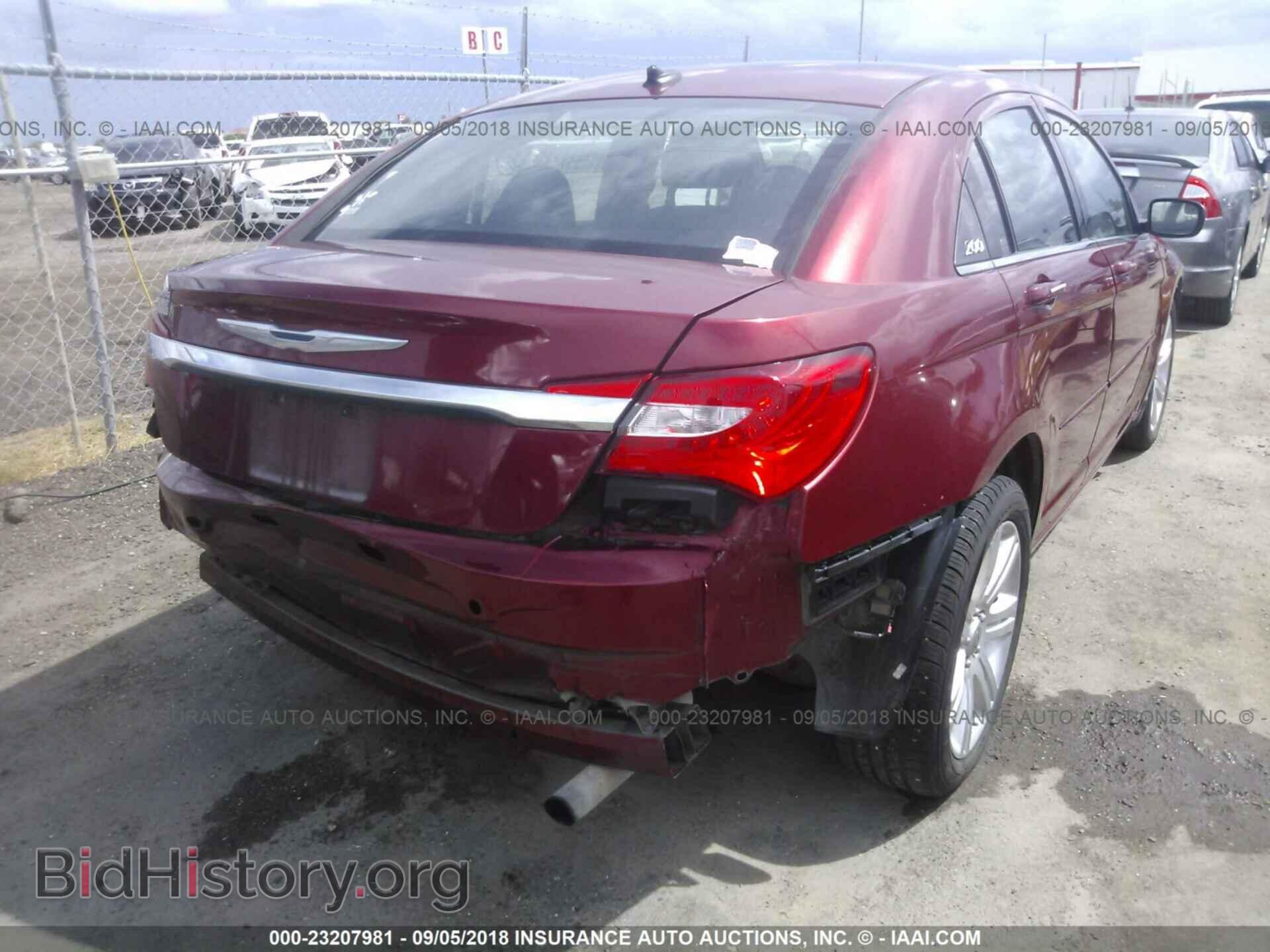 2013 Chrysler 200 - VIN: 1C3CCBBB8DN666308 - Photo 6