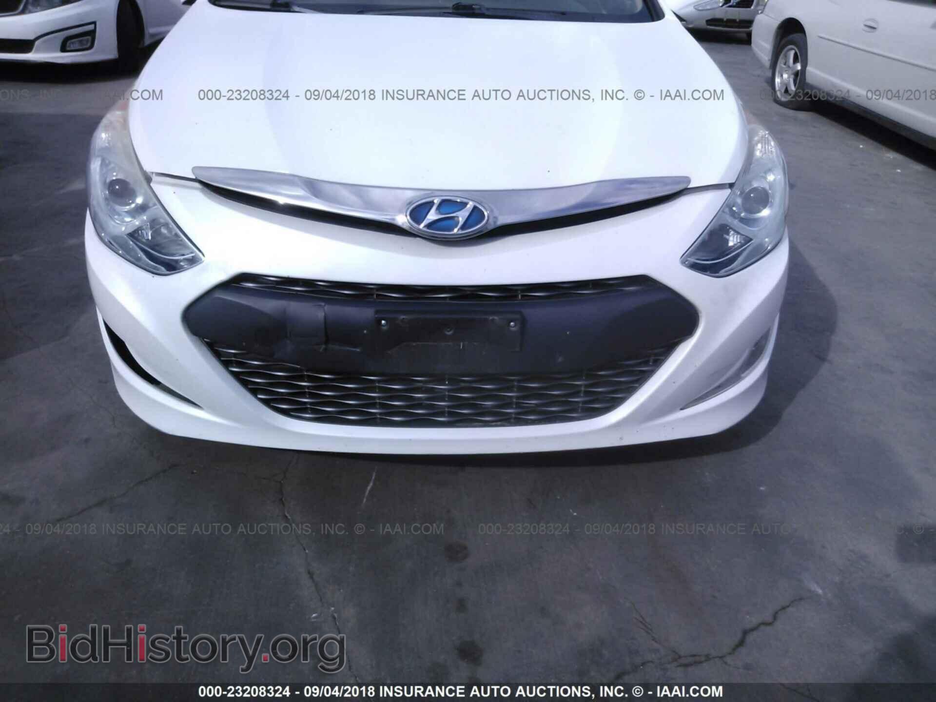 2012 Hyundai Sonata - VIN: KMHEC4A41CA045500 - Photo 6