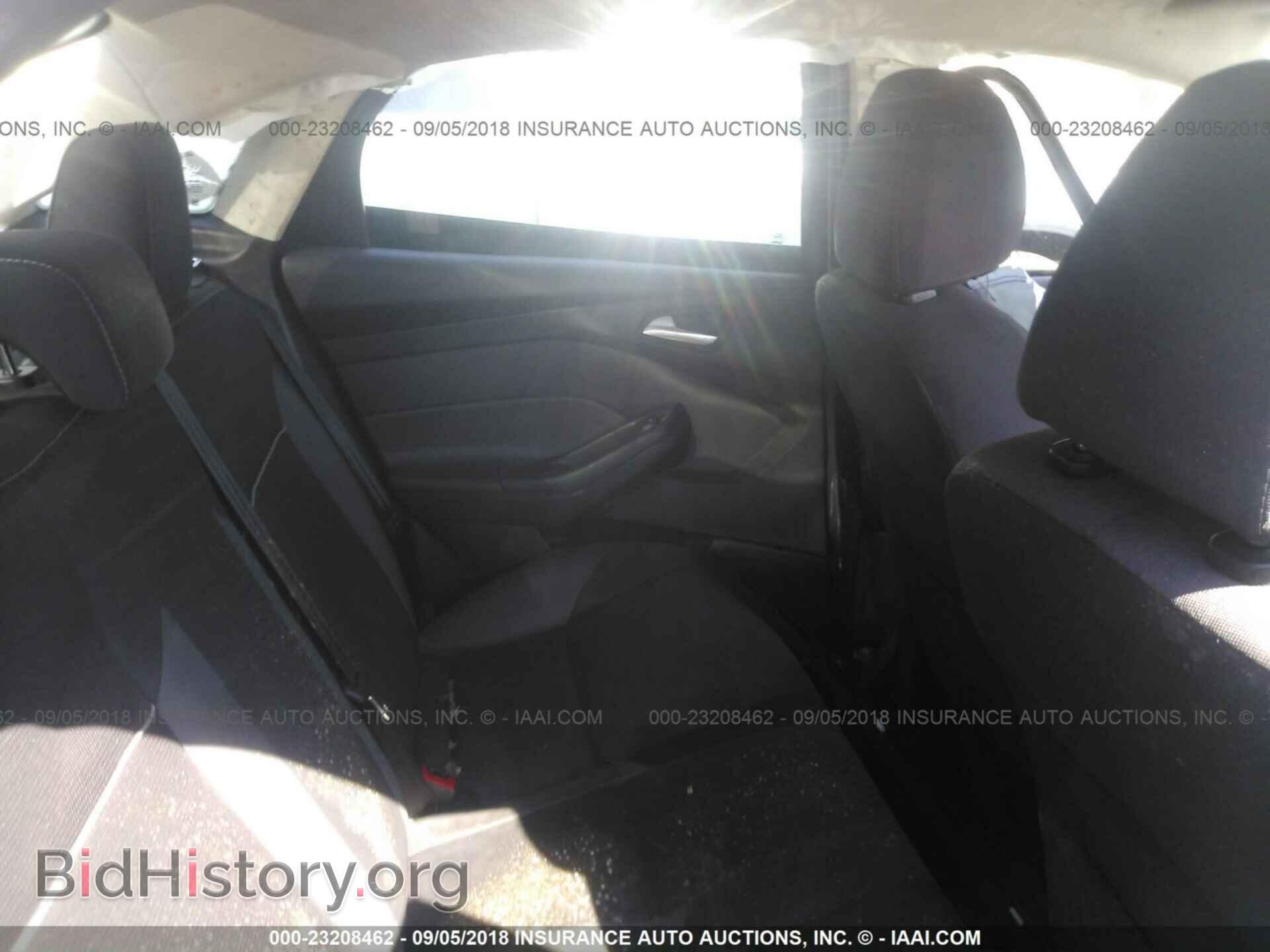 2014 Ford Focus - VIN: 1FADP3F2XEL191753 - Photo 8