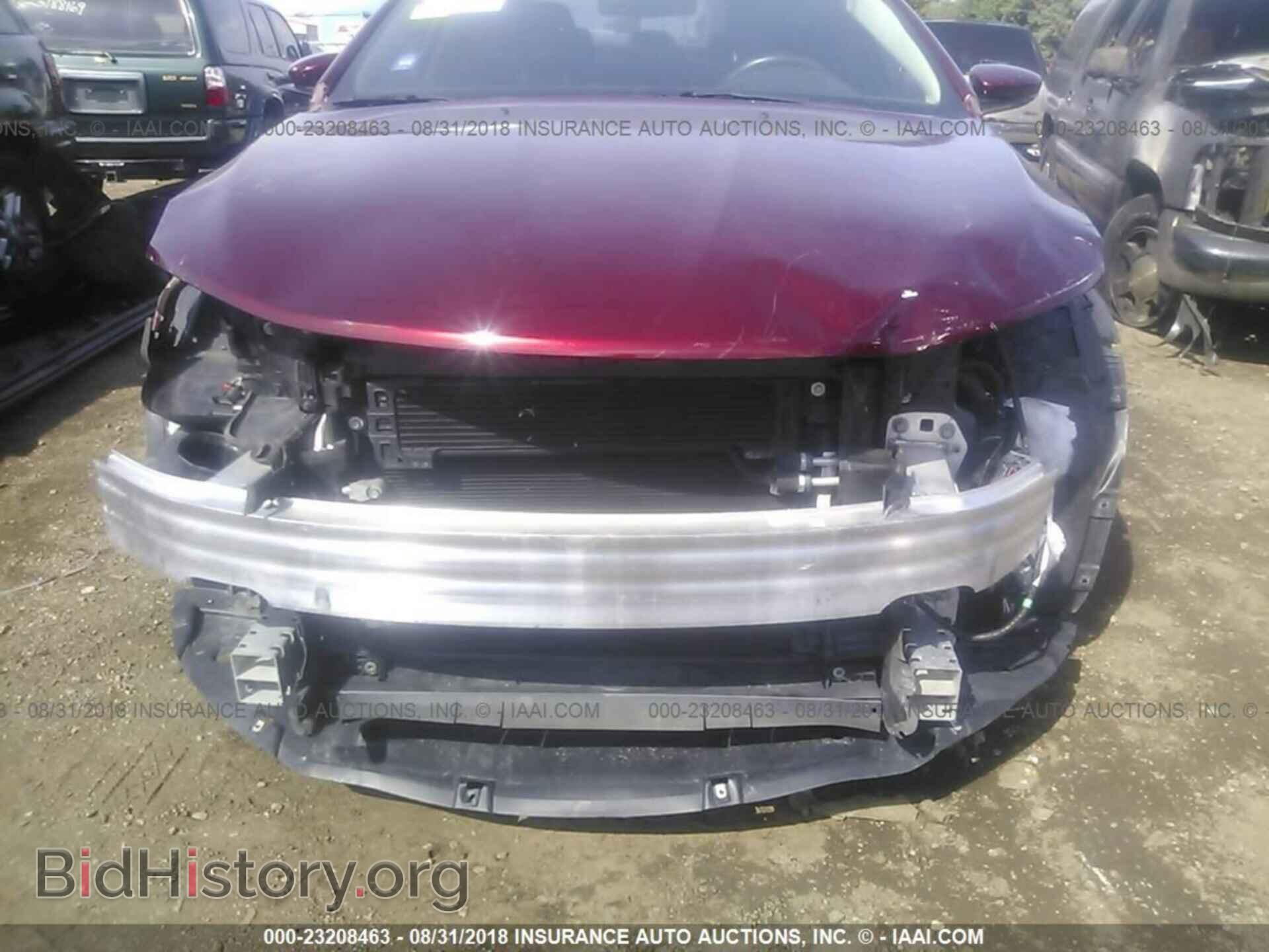 2015 Chrysler 200 - VIN: 1C3CCCCG0FN514381 - Photo 6
