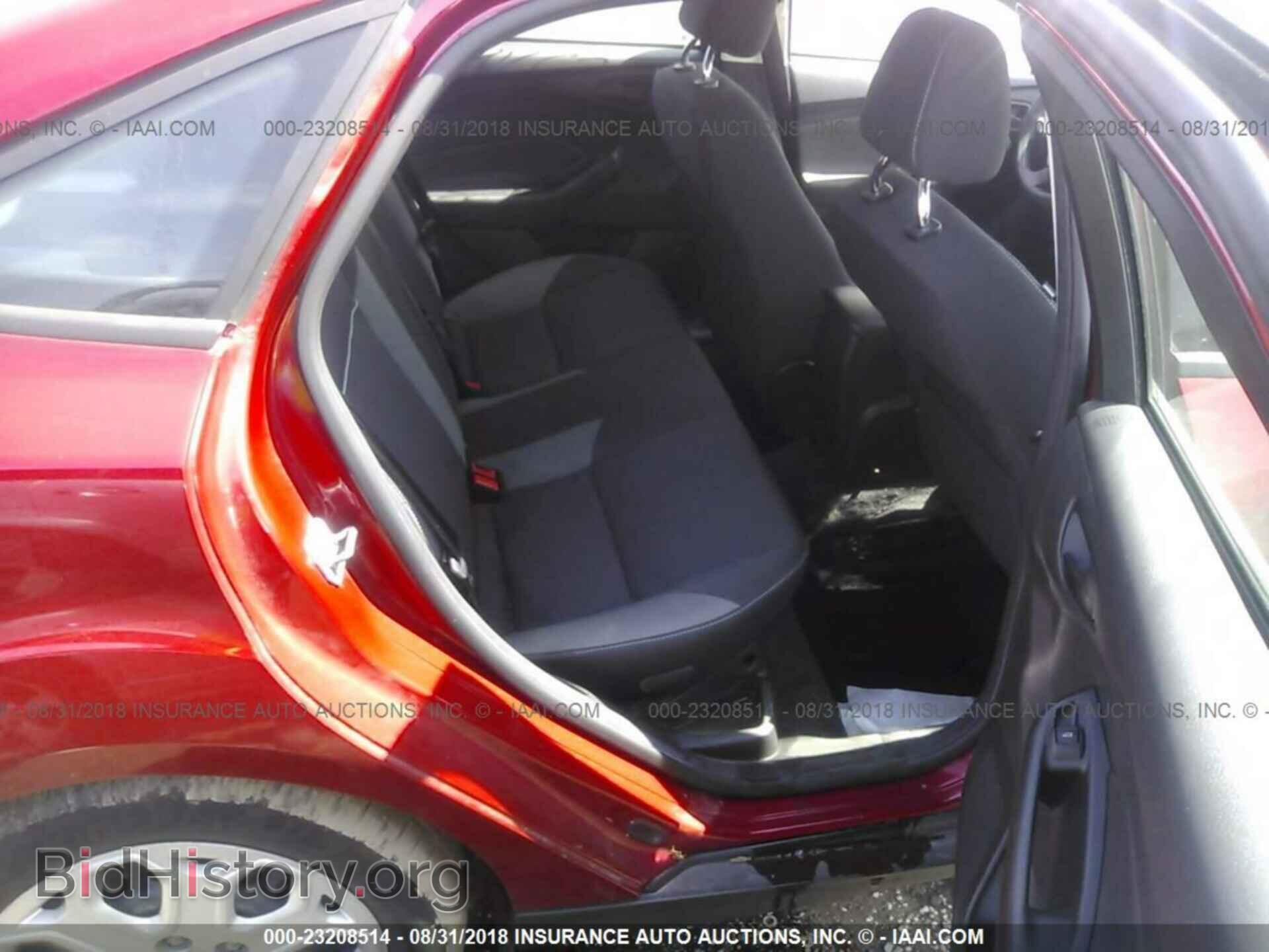 2012 Ford Focus - VIN: 1FAHP3F24CL353584 - Фото 8