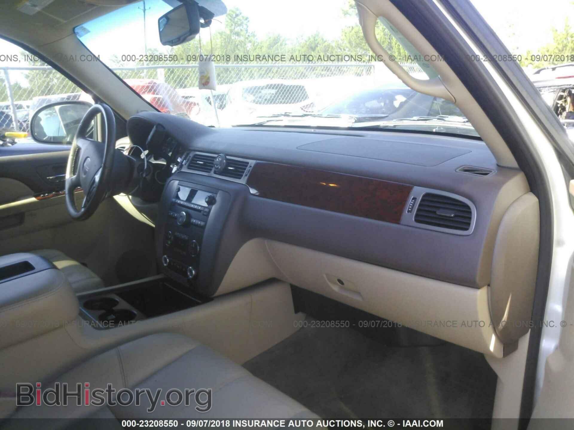 2011 Gmc Yukon - VIN: 1GKS2CE08BR338276 - Фото 5