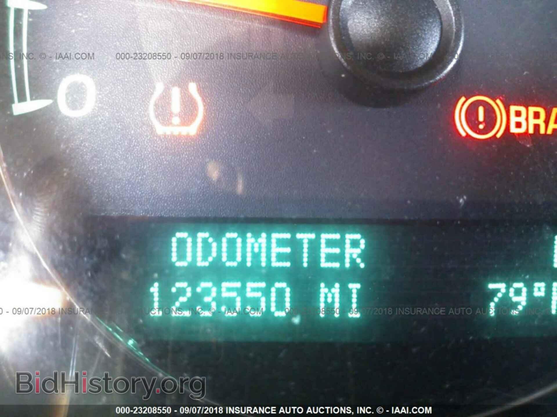 2011 Gmc Yukon - VIN: 1GKS2CE08BR338276 - Фото 7