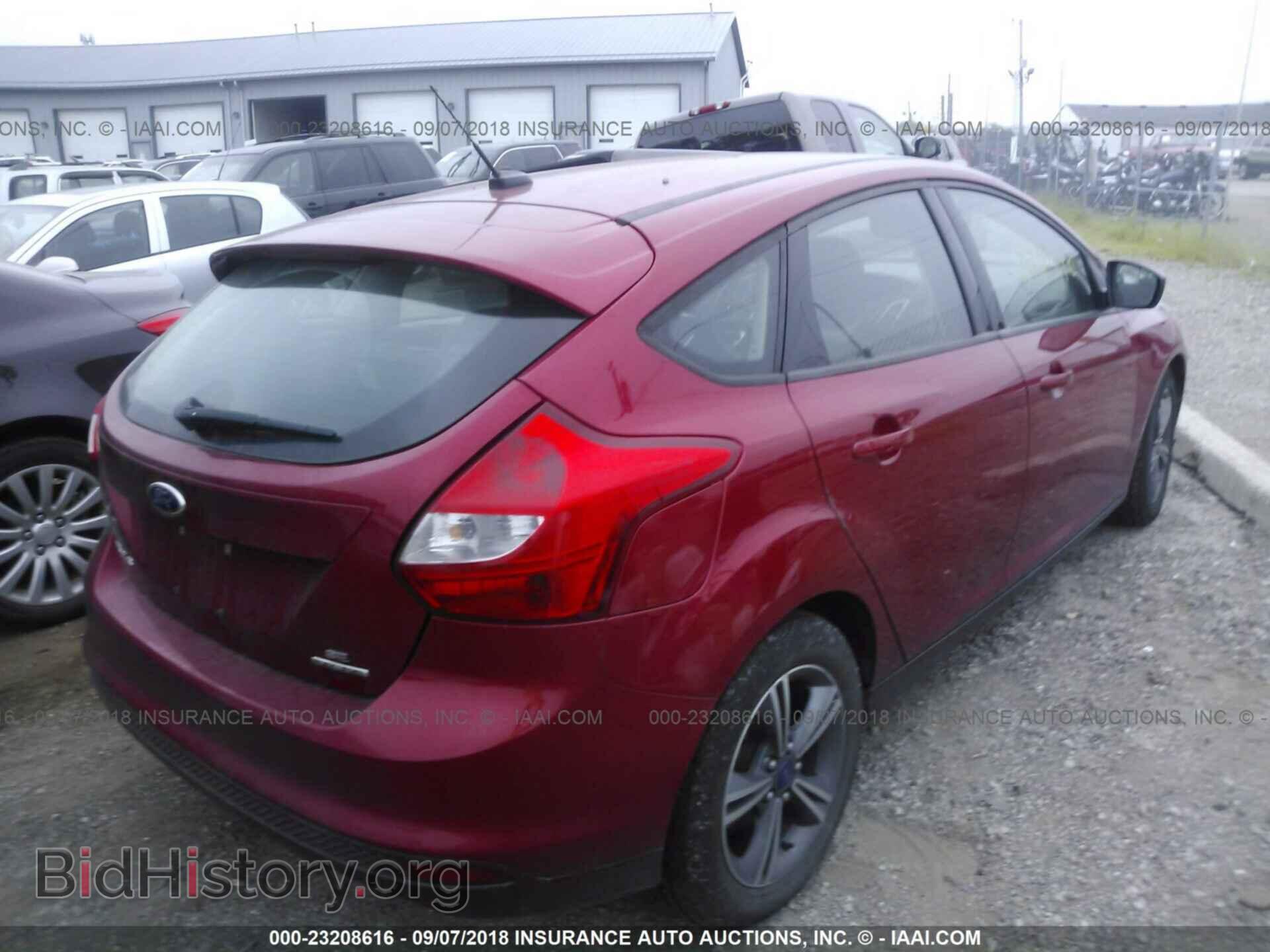 2012 Ford Focus - VIN: 1FAHP3K28CL447649 - Photo 4