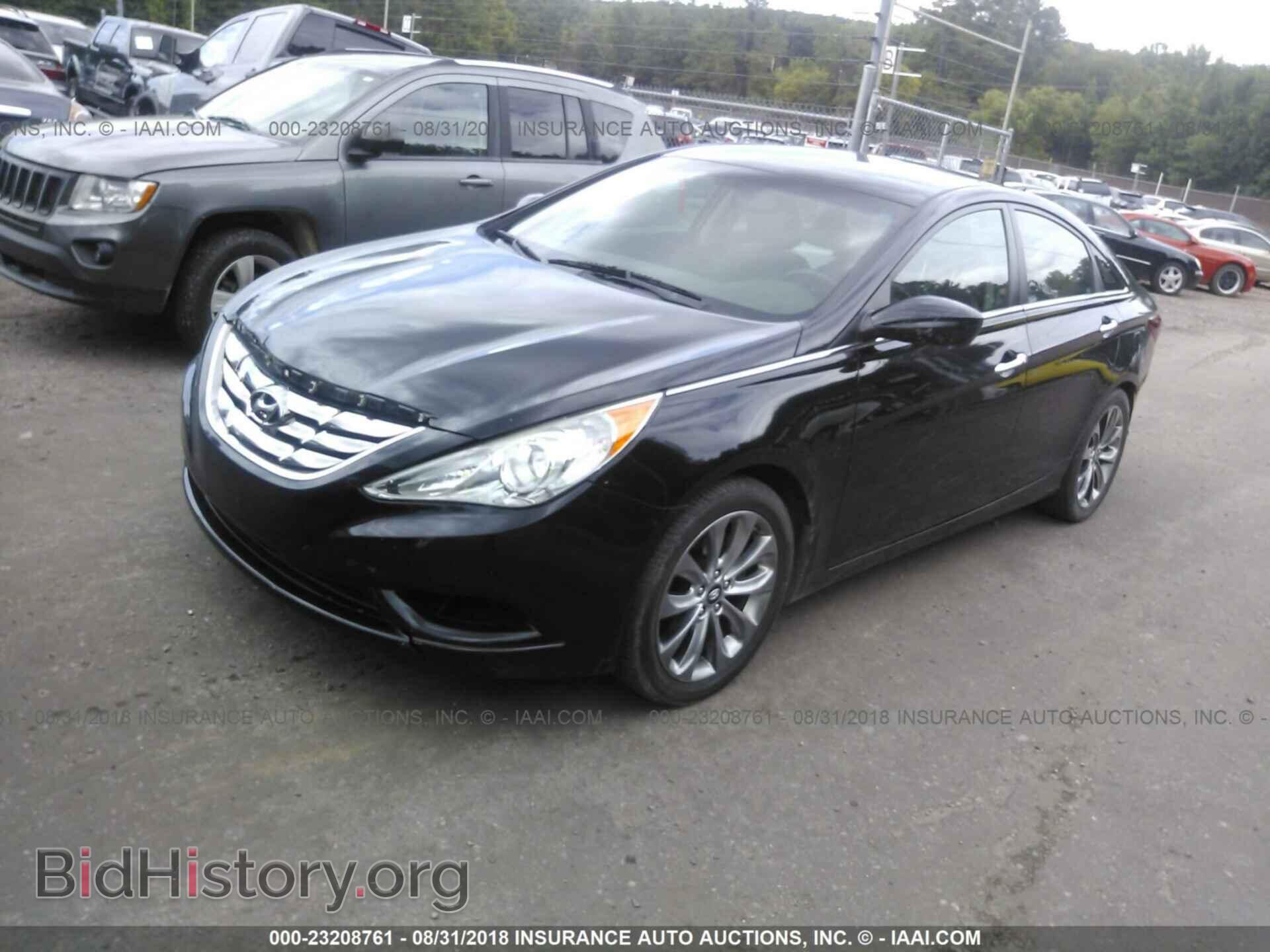 2012 Hyundai Sonata - VIN: 5NPEC4AB1CH322982 - Фото 2