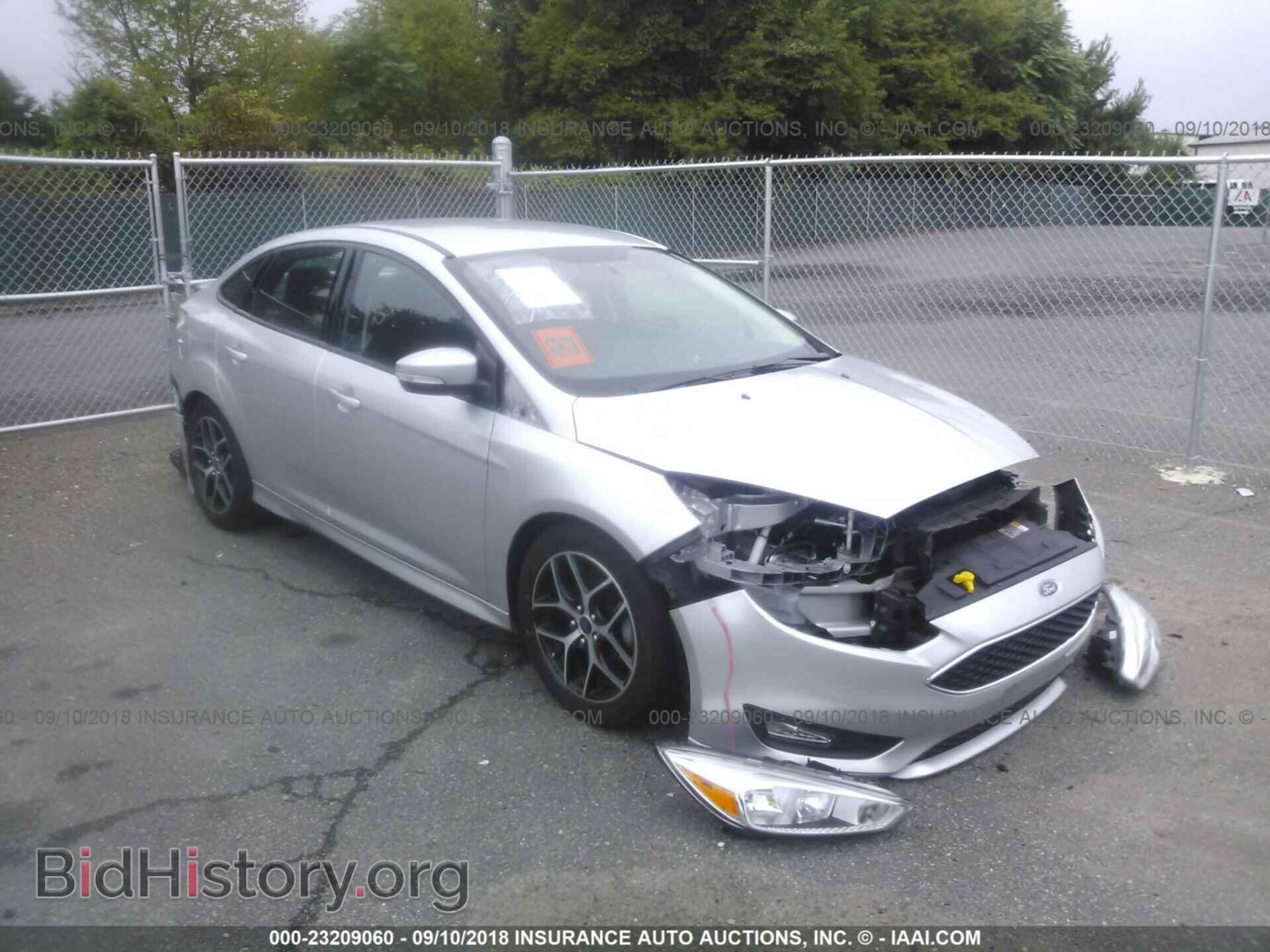 Photo 1FADP3F26GL236920 - Ford Focus 2016