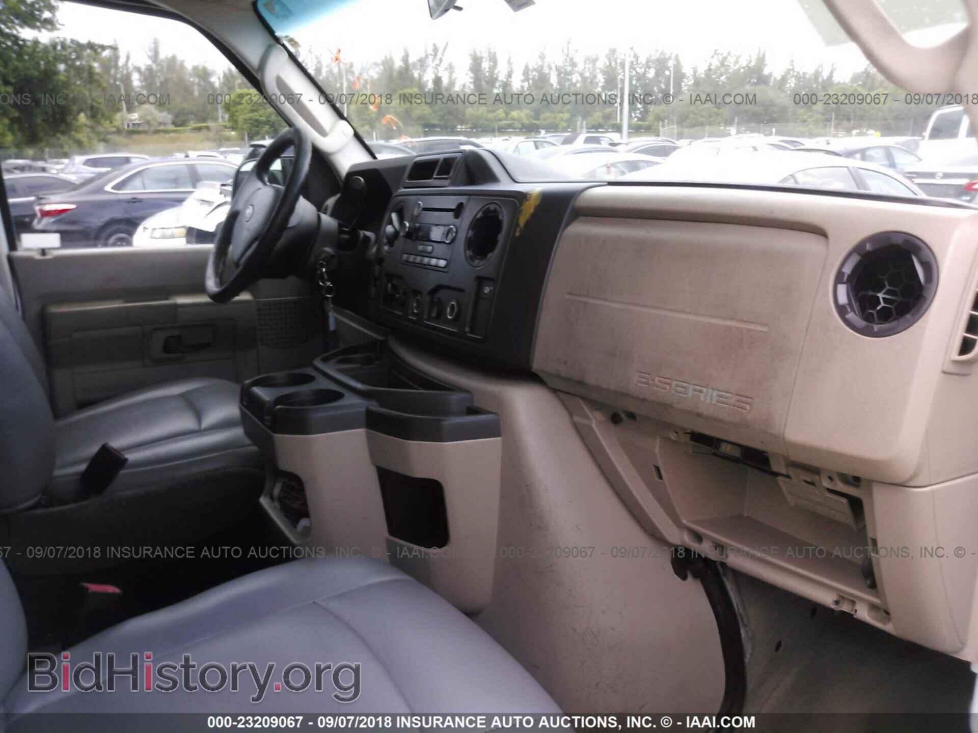 2009 FORD ECONOLINE - VIN: 1FBNE31L49DA77224 - Фото 5