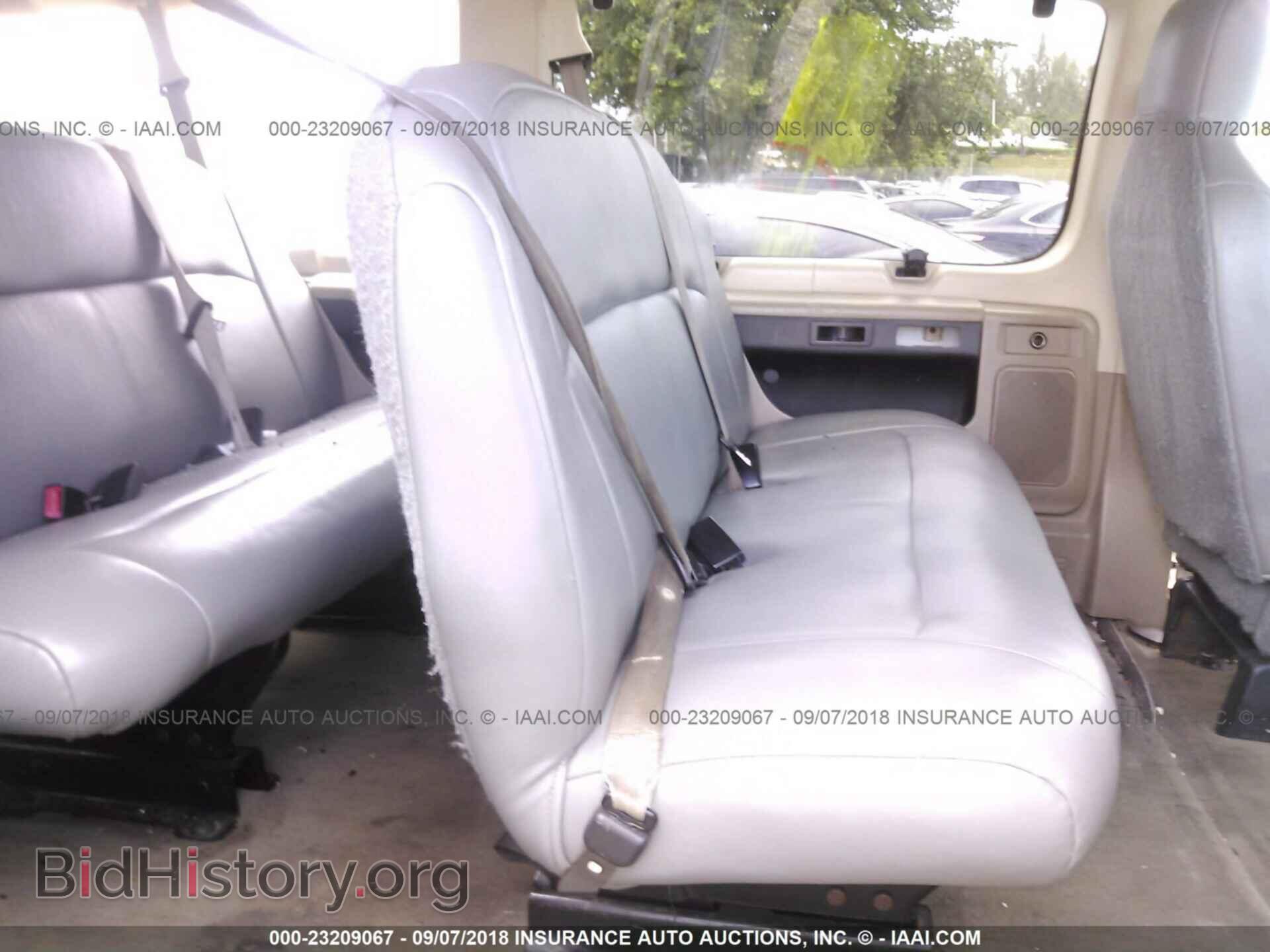 2009 FORD ECONOLINE - VIN: 1FBNE31L49DA77224 - Фото 8