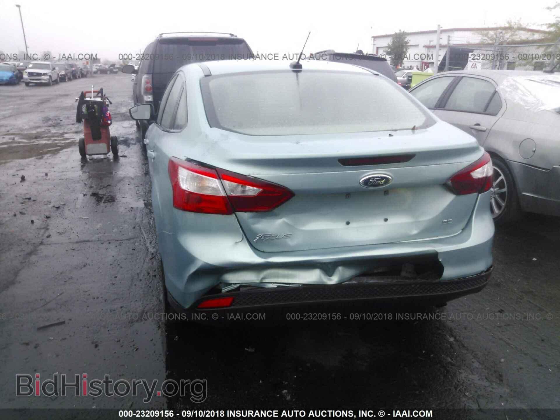 2012 Ford Focus - VIN: 1FAHP3F22CL300334 - Photo 6