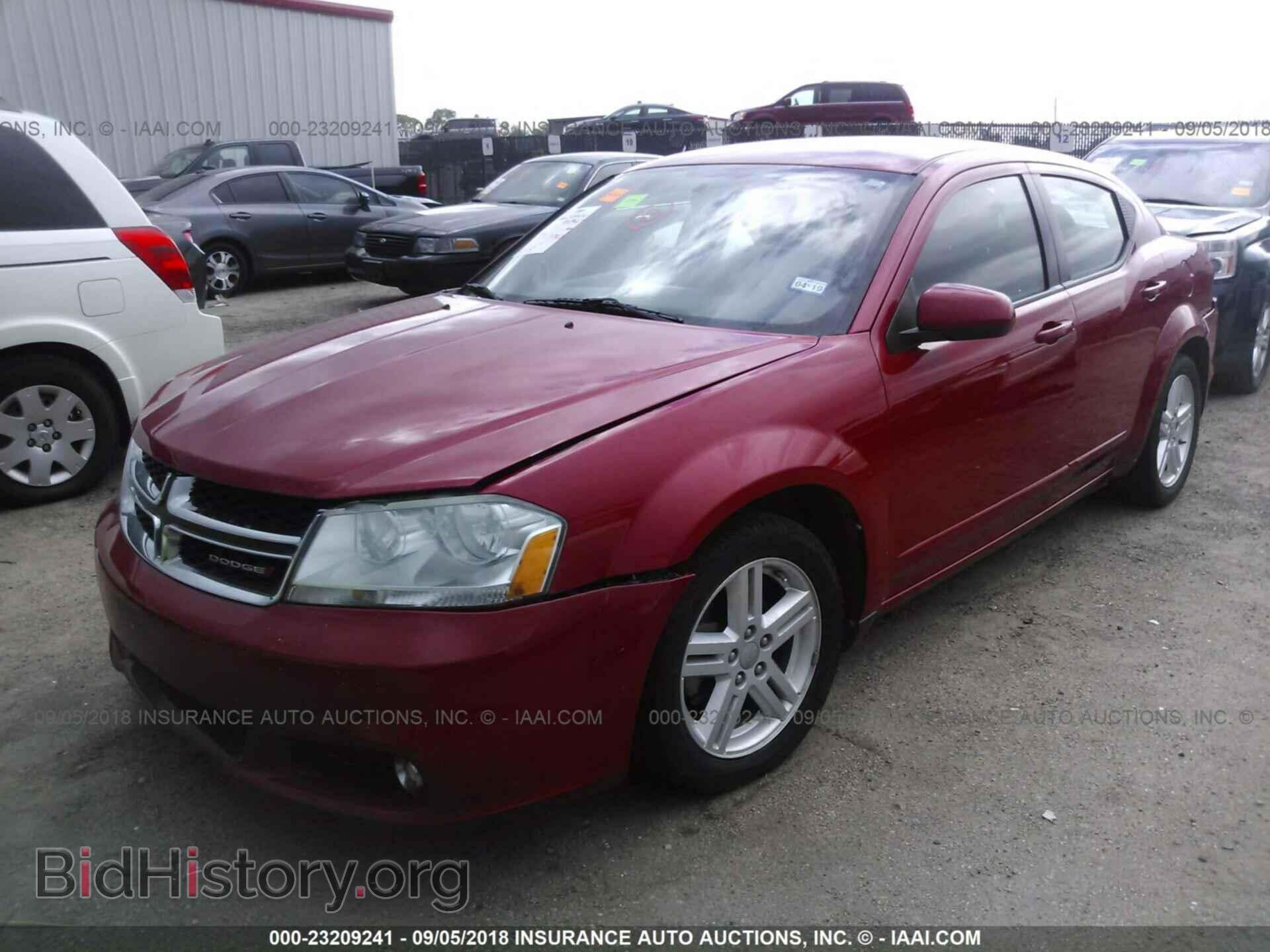 2013 Dodge Avenger - VIN: 1C3CDZCB5DN590356 - Фото 2