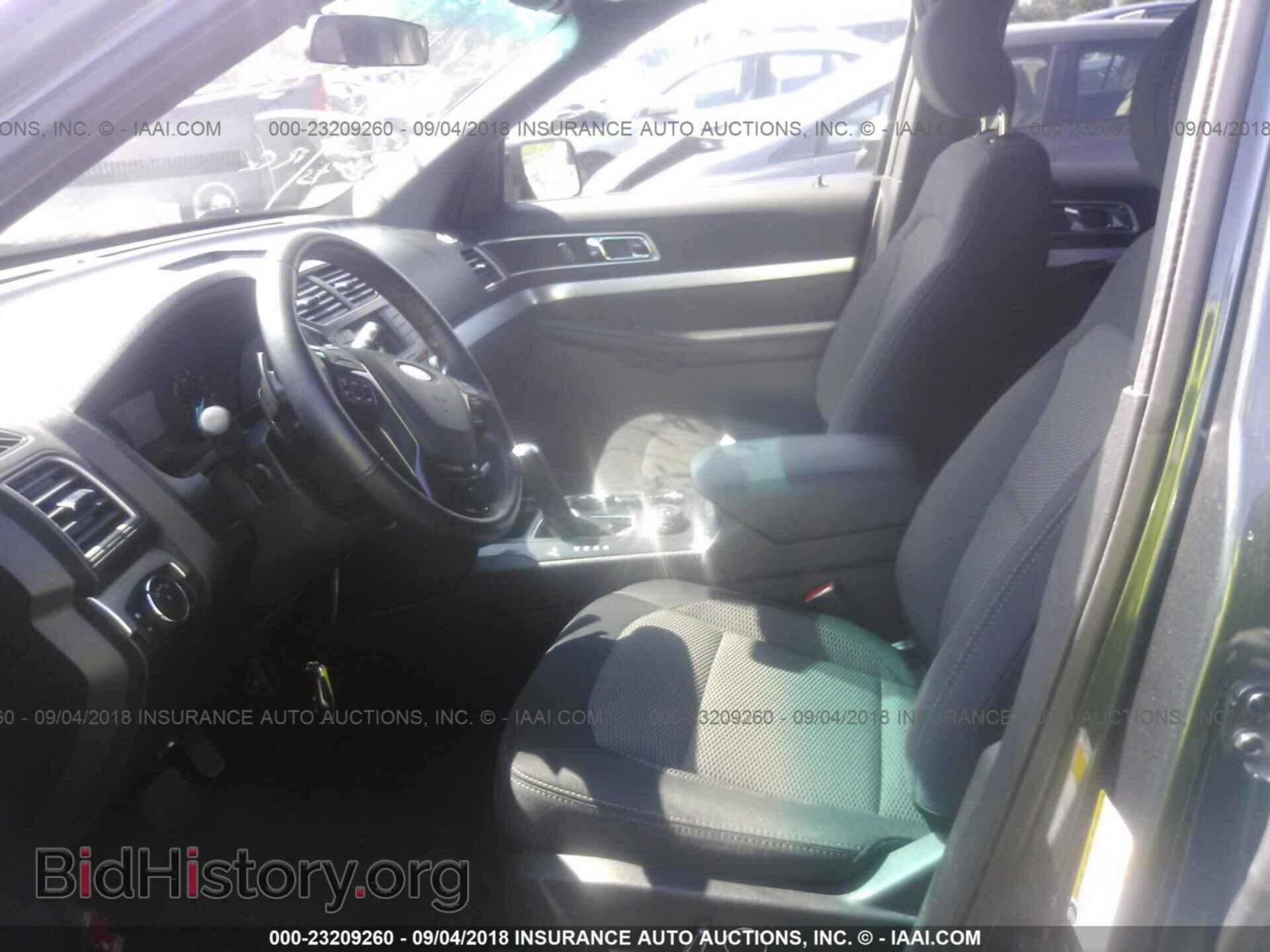 2016 Ford Explorer - VIN: 1FM5K8DH9GGC80982 - Photo 5