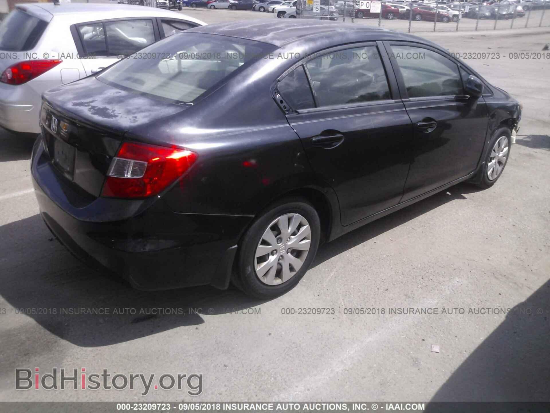 2012 Honda Civic - VIN: 2HGFB2F55CH571021 - Фото 4