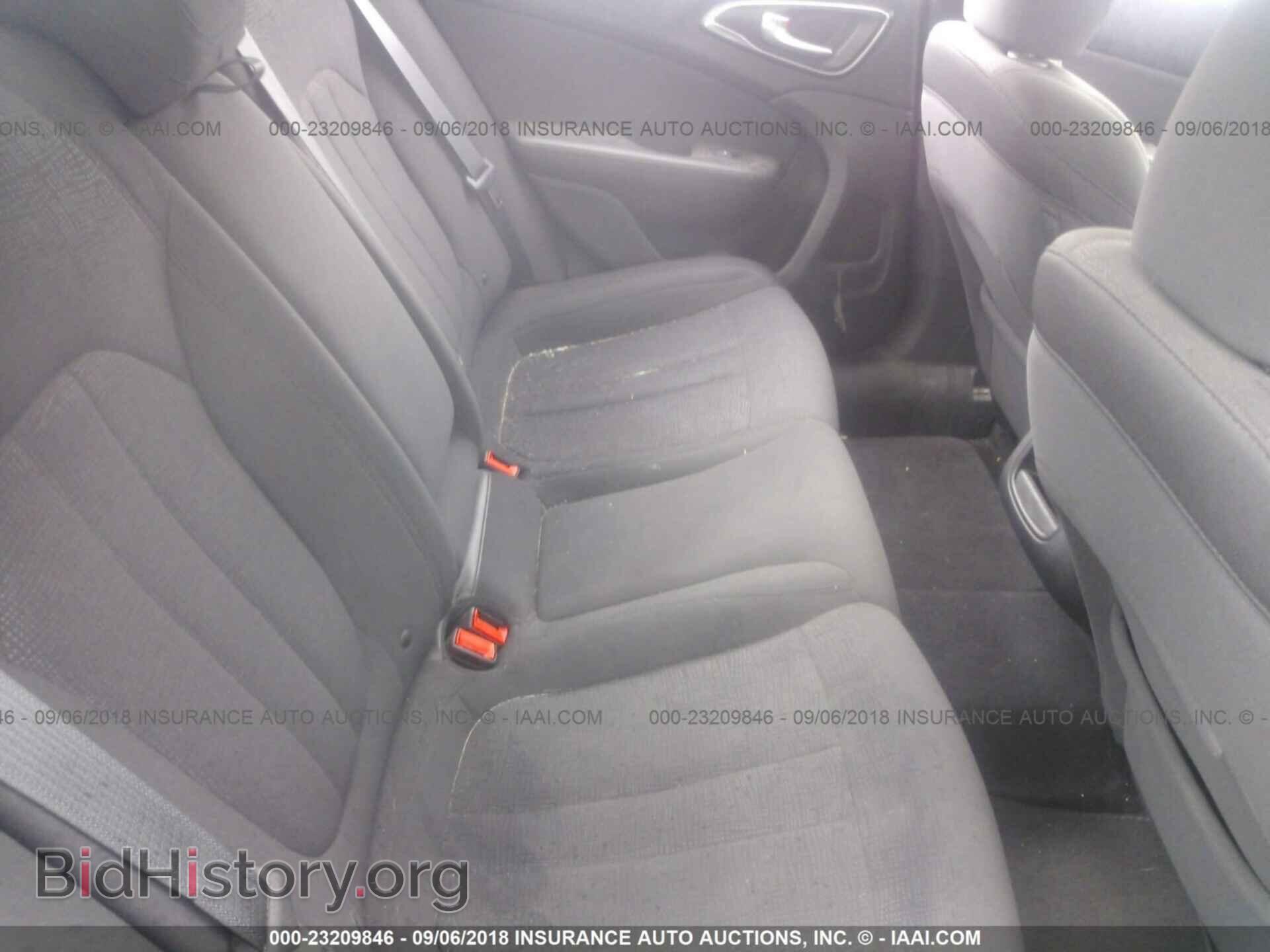 2016 Chrysler 200 - VIN: 1C3CCCAB6GN170936 - Photo 8