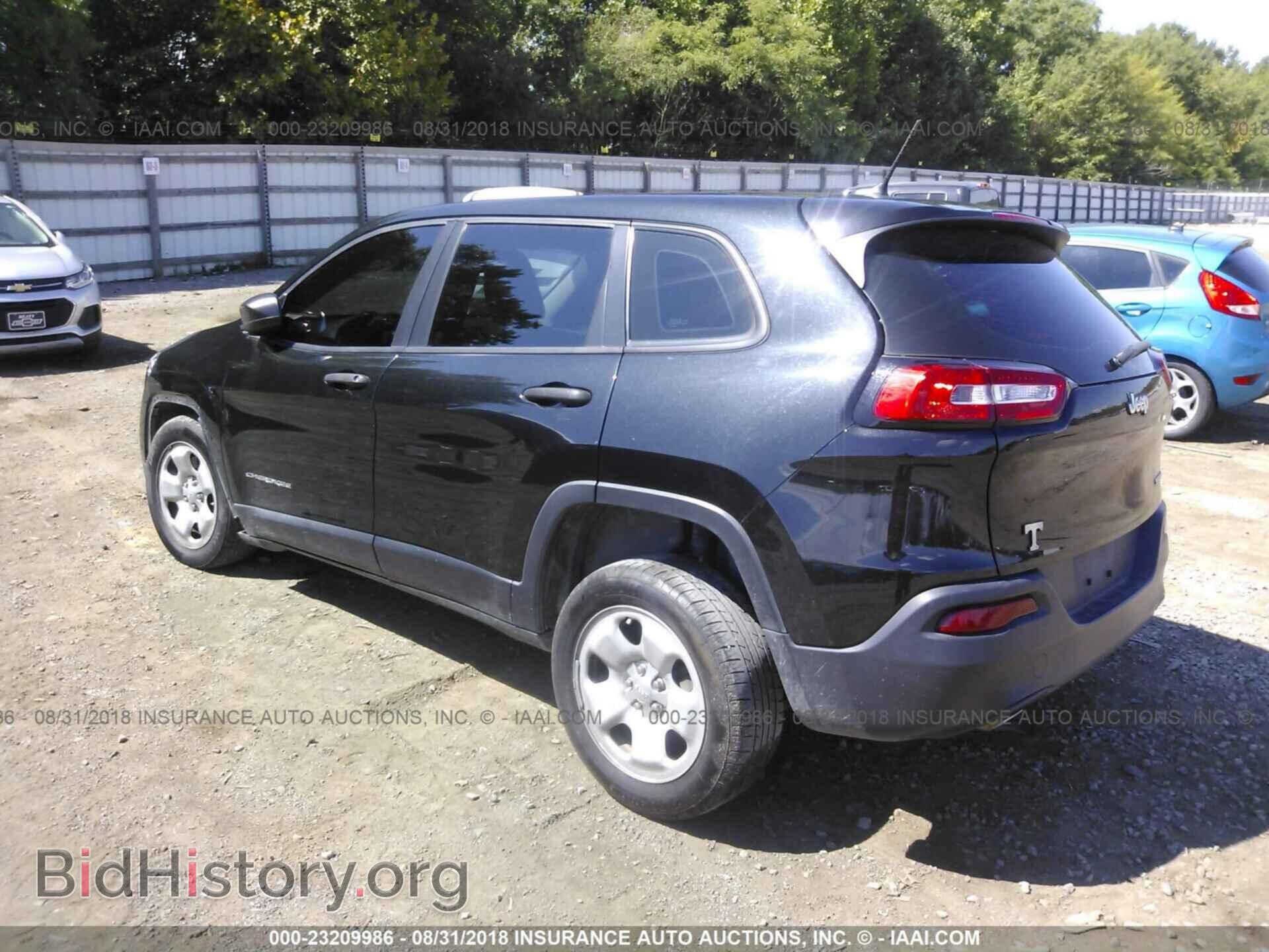 2014 Jeep Cherokee - VIN: 1C4PJLAB2EW248848 - Photo 3
