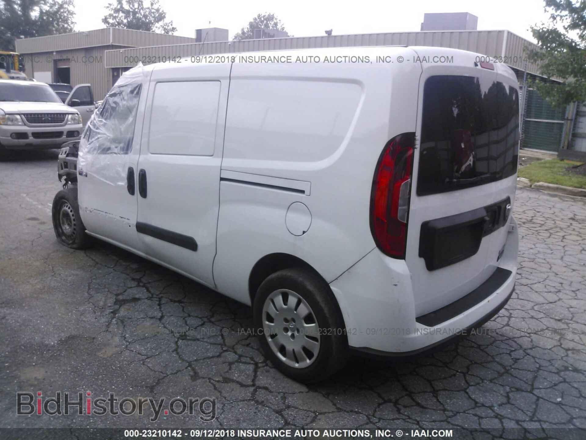 2016 Ram Promaster - VIN: ZFBERFBTXG6B00397 - Photo 3
