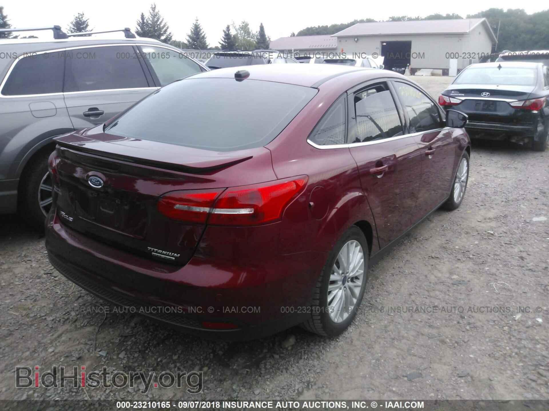 2015 Ford Focus - VIN: 1FADP3J20FL200839 - Photo 4