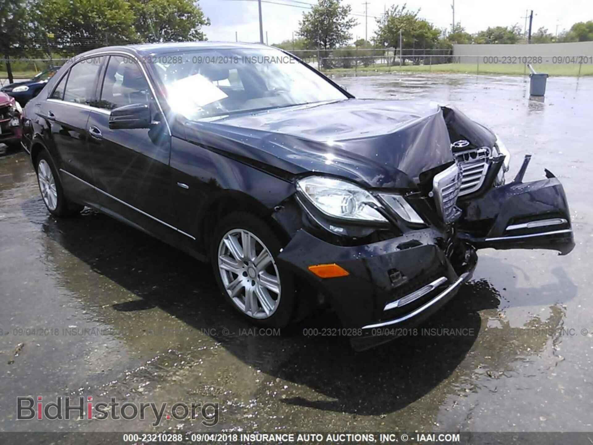 Photo WDDHF5KB5CA592609 - Mercedes-benz E 2012