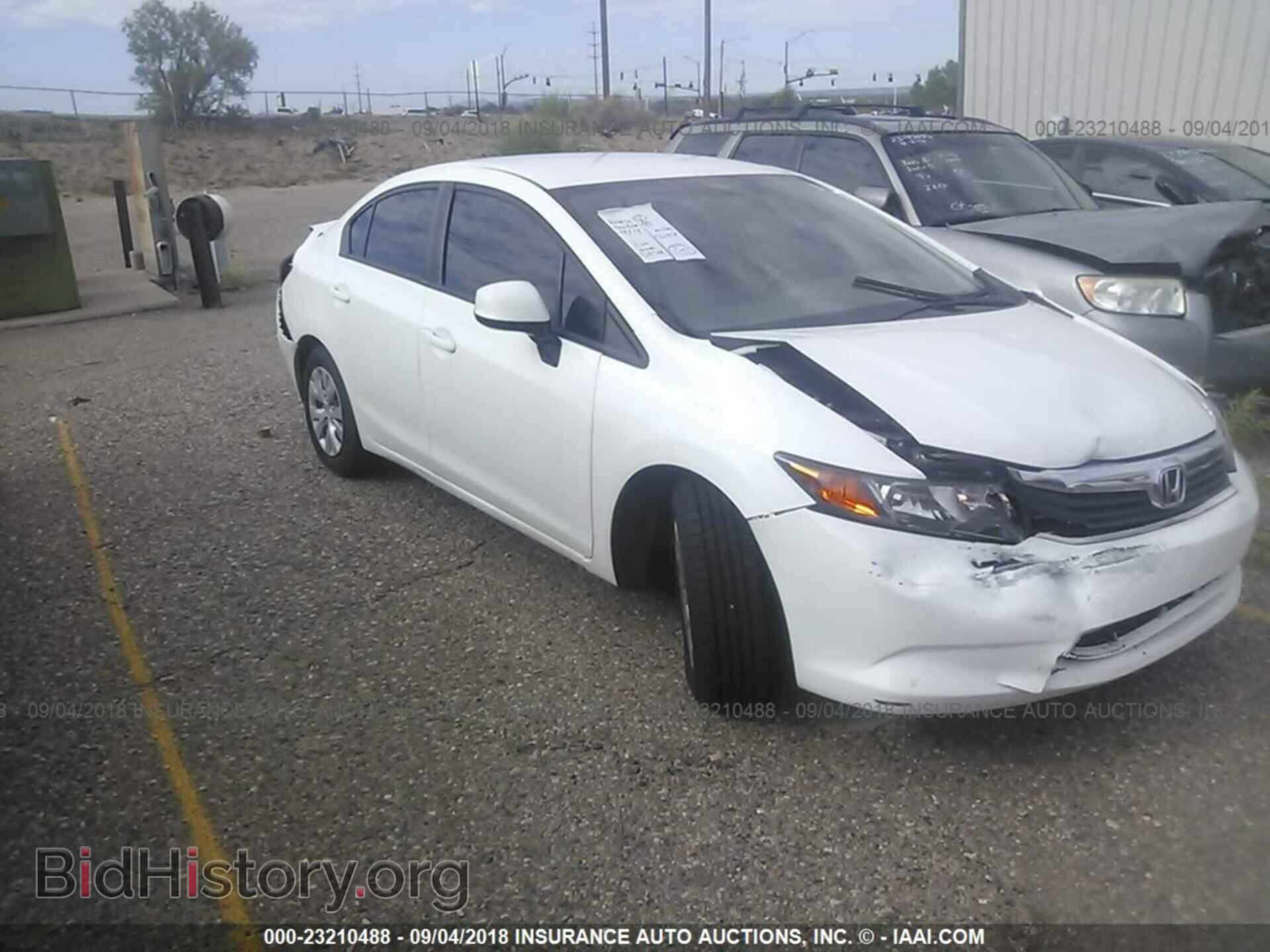 Photo 2HGFB2F56CH607413 - Honda Civic 2012