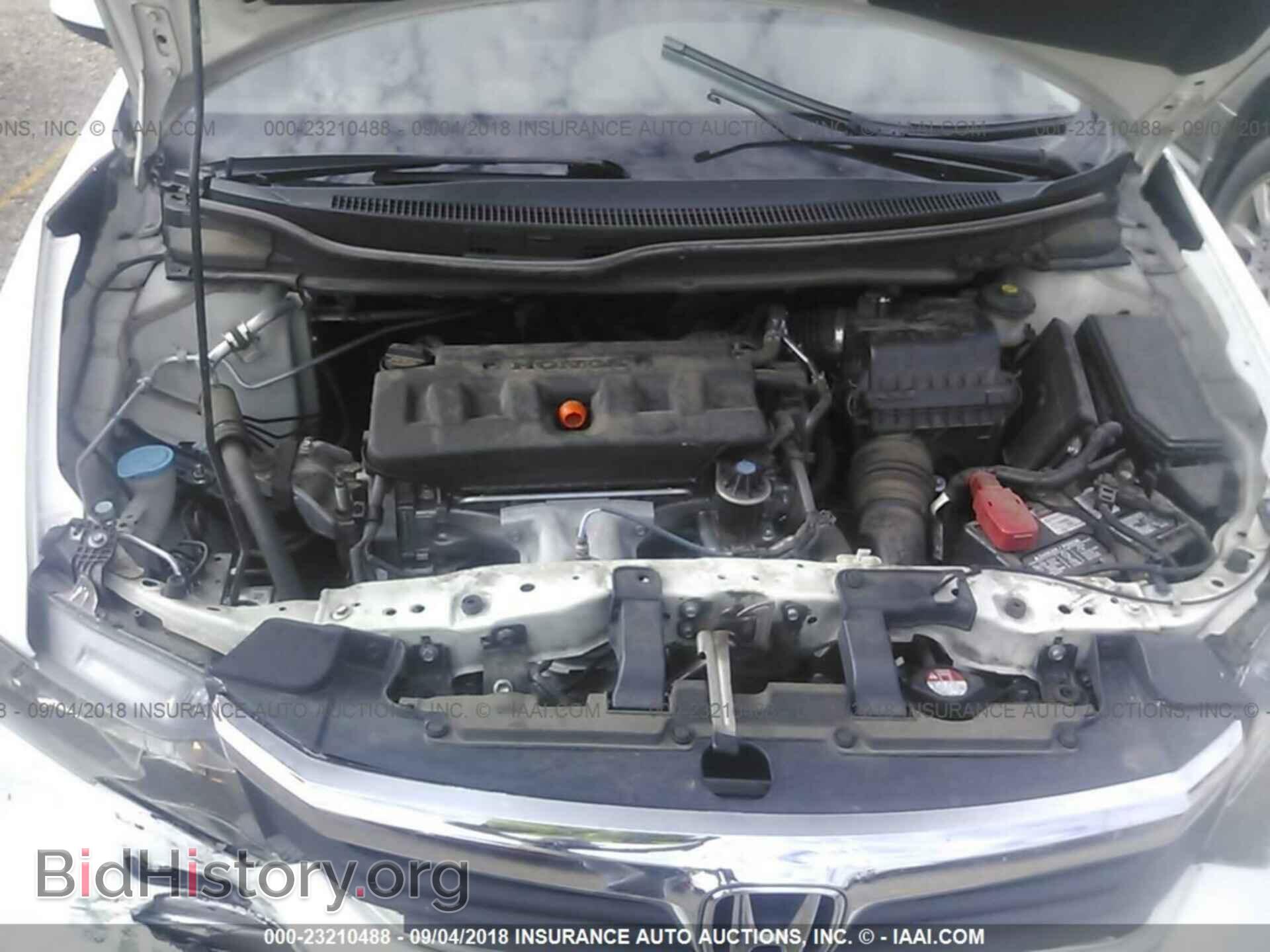 2012 Honda Civic - VIN: 2HGFB2F56CH607413 - Photo 10