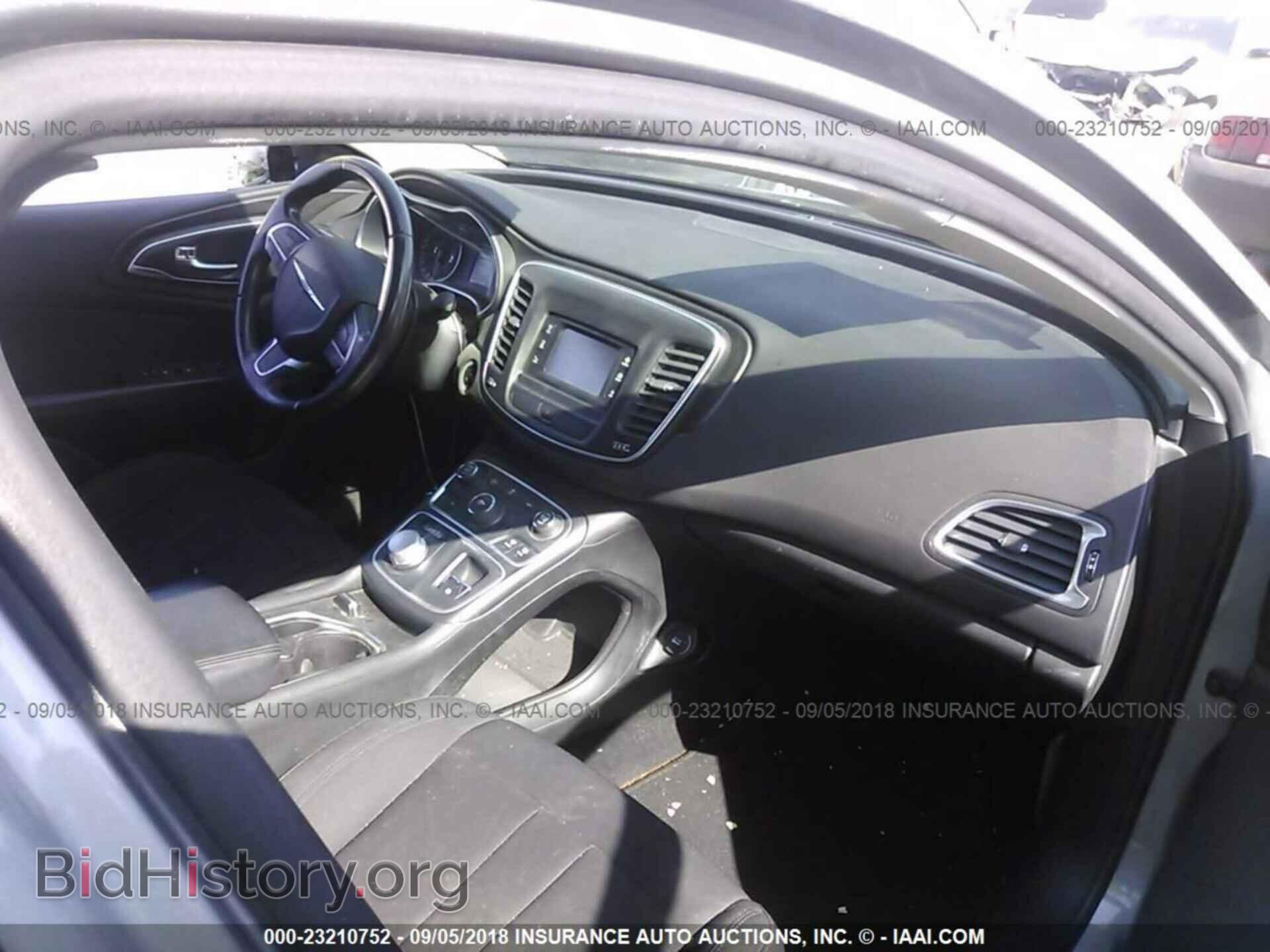 2015 Chrysler 200 - VIN: 1C3CCCAB7FN587254 - Photo 5