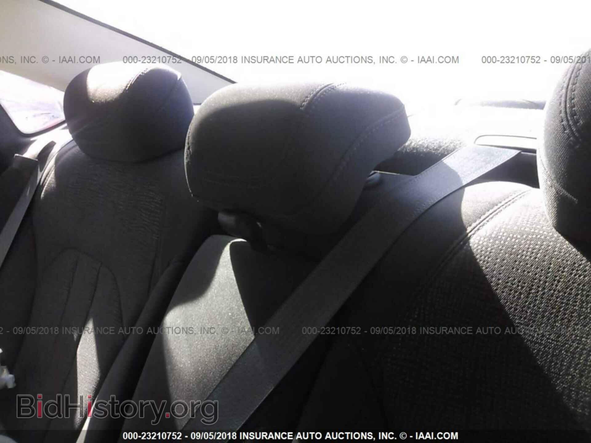 2015 Chrysler 200 - VIN: 1C3CCCAB7FN587254 - Photo 8