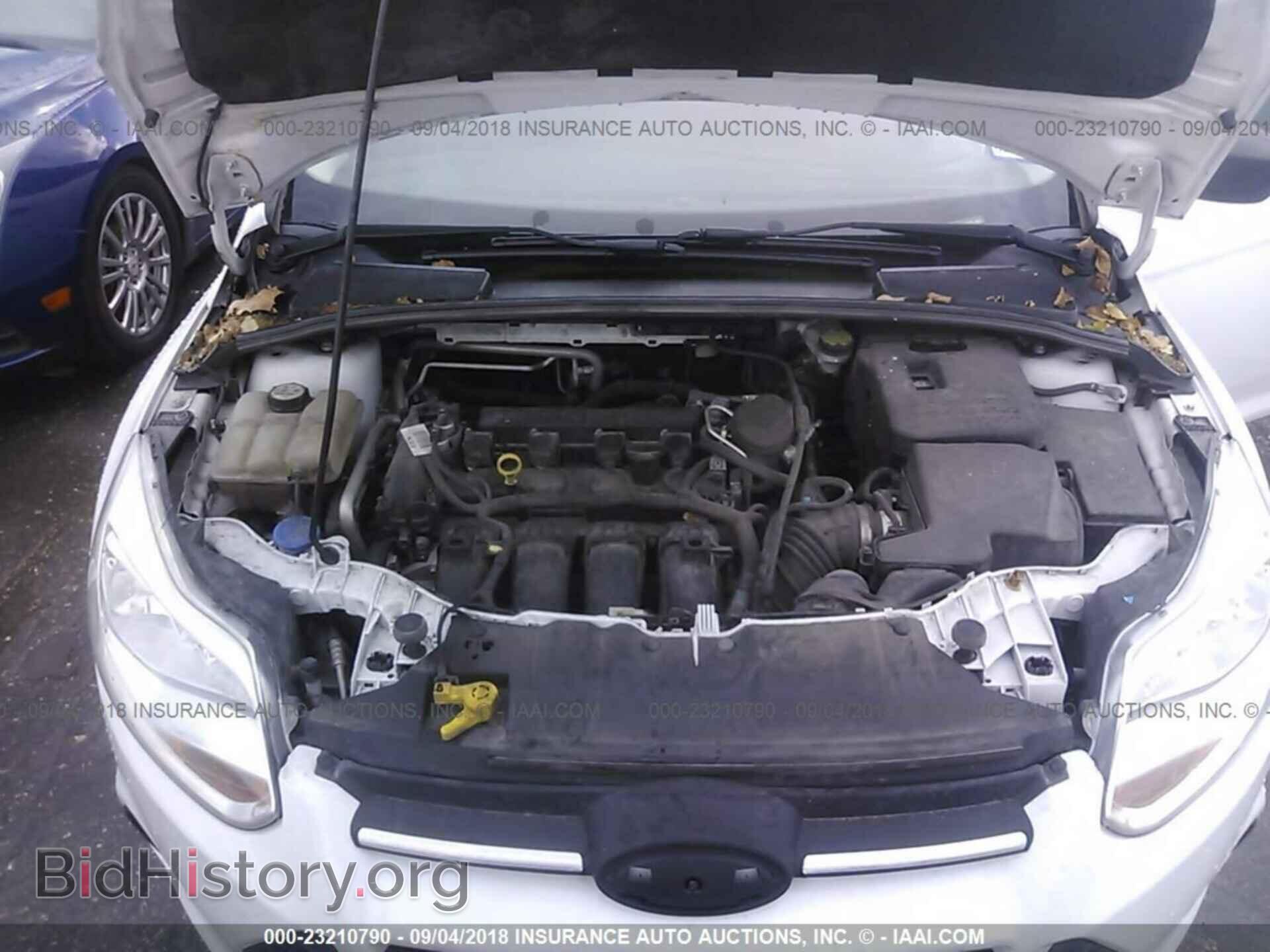 2012 Ford Focus - VIN: 1FAHP3E25CL284339 - Photo 10