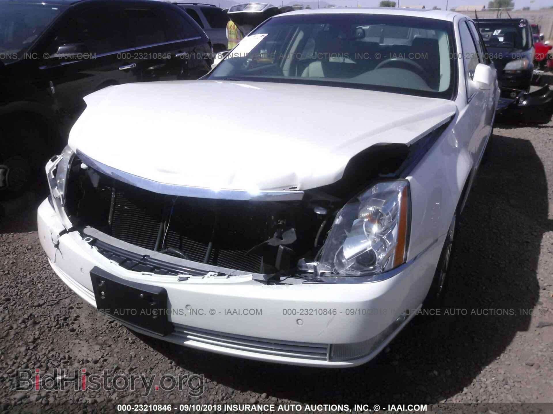 2011 Cadillac Dts - VIN: 1G6KD5E69BU129201 - Фото 6