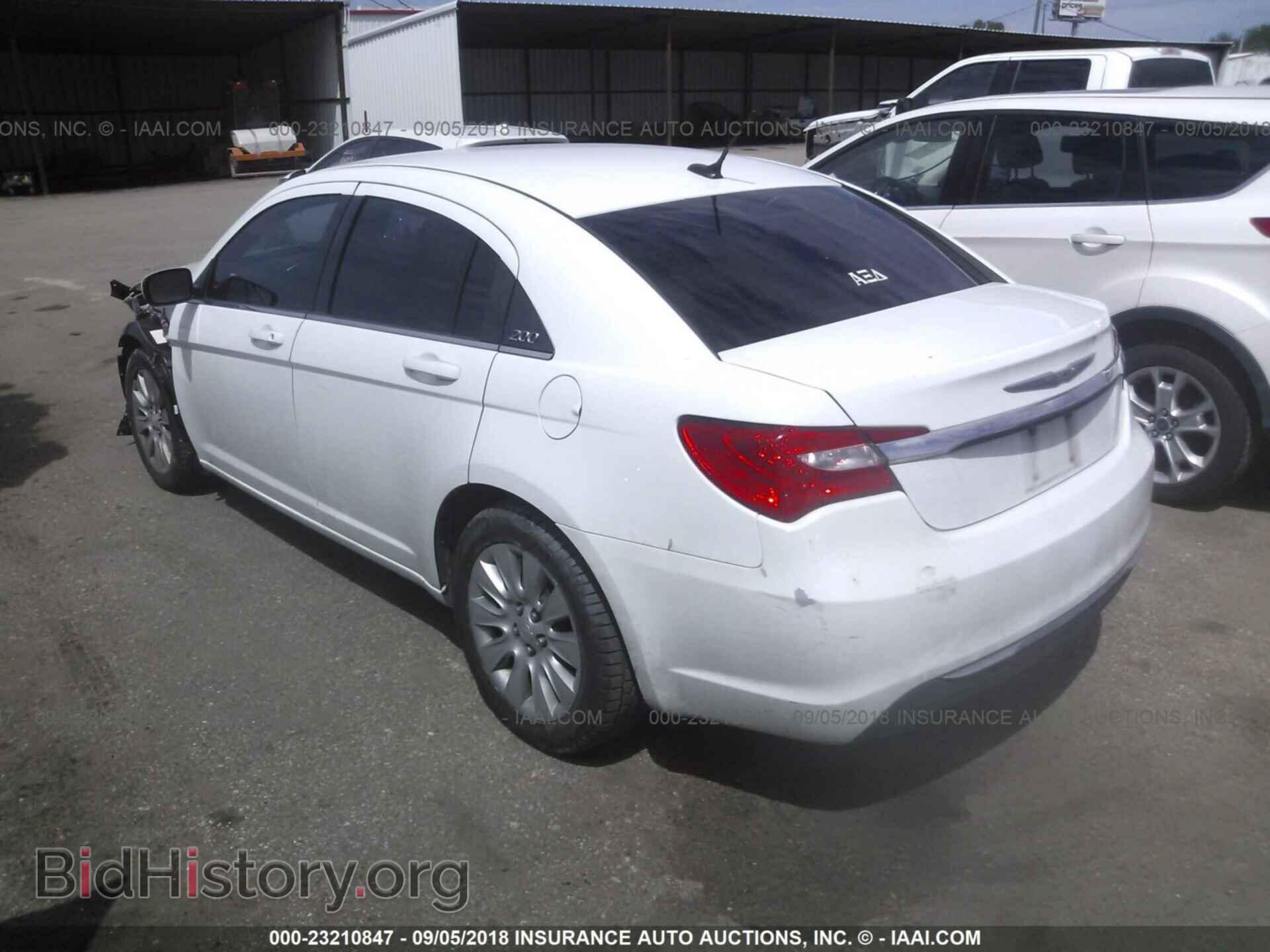 2012 Chrysler 200 - VIN: 1C3CCBAB9CN154461 - Photo 3