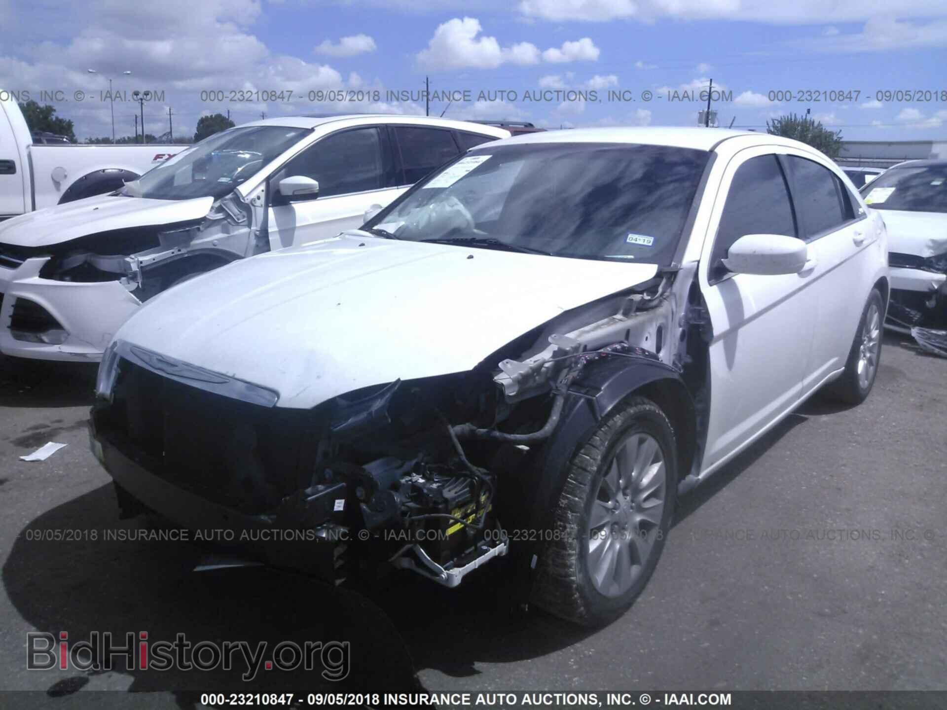 2012 Chrysler 200 - VIN: 1C3CCBAB9CN154461 - Photo 6