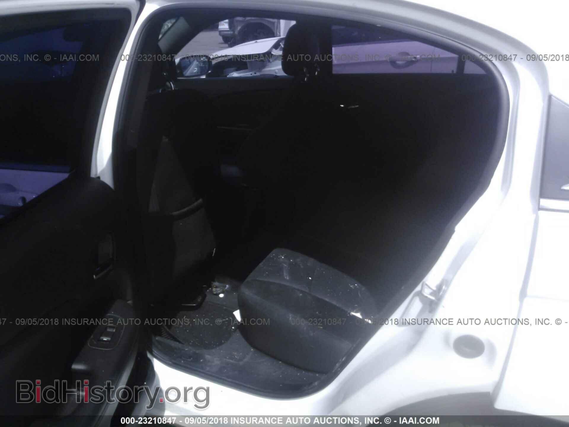 2012 Chrysler 200 - VIN: 1C3CCBAB9CN154461 - Photo 8