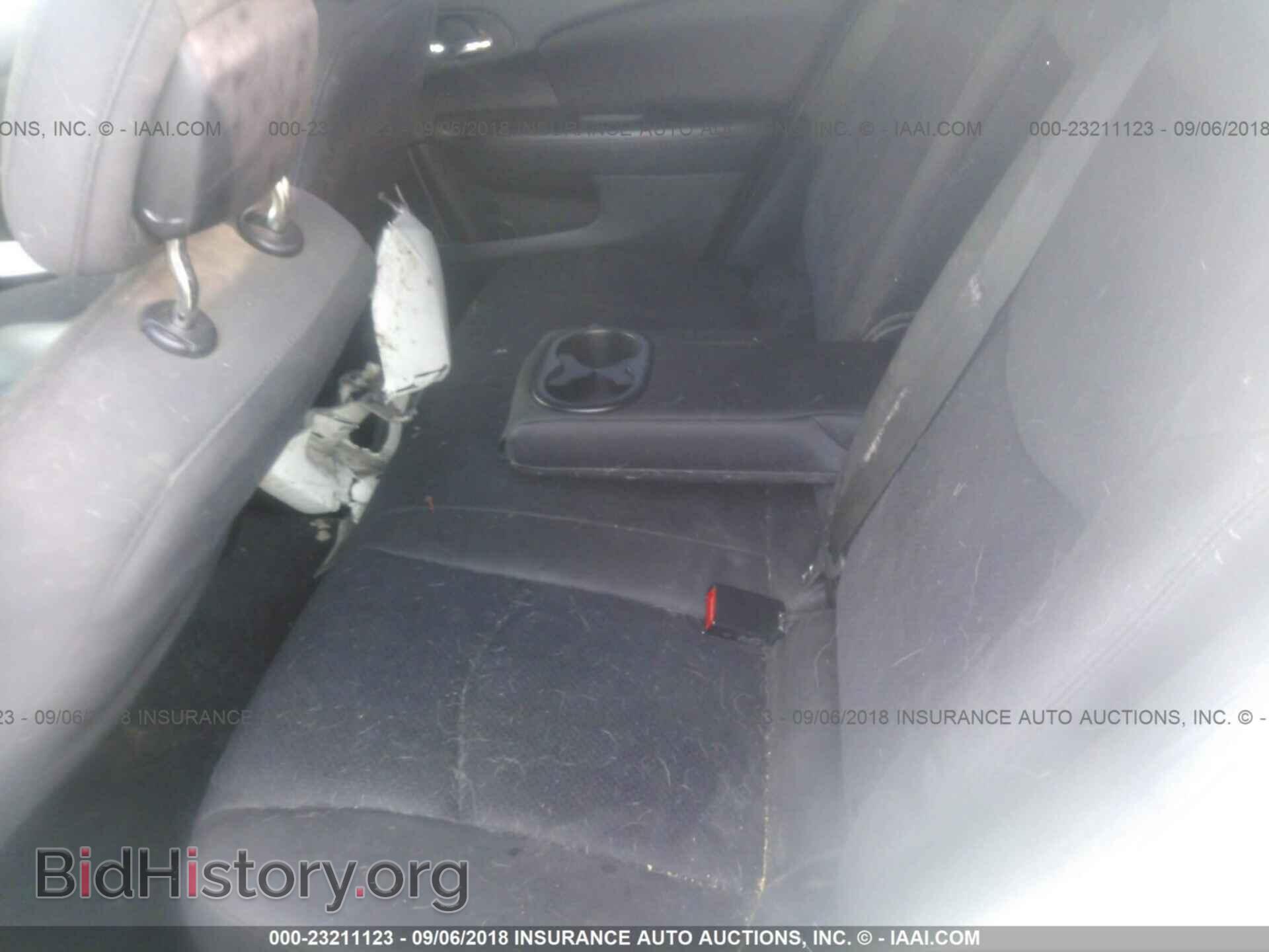 2014 Chrysler 200 - VIN: 1C3CCBBG3EN114356 - Photo 8