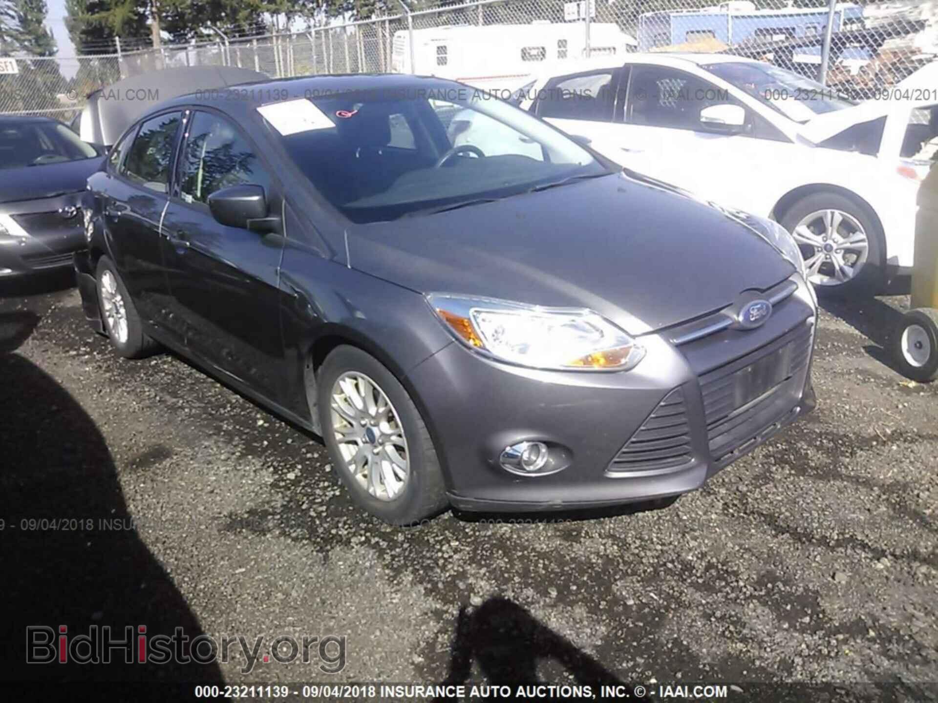 Photo 1FAHP3F23CL333147 - Ford Focus 2012