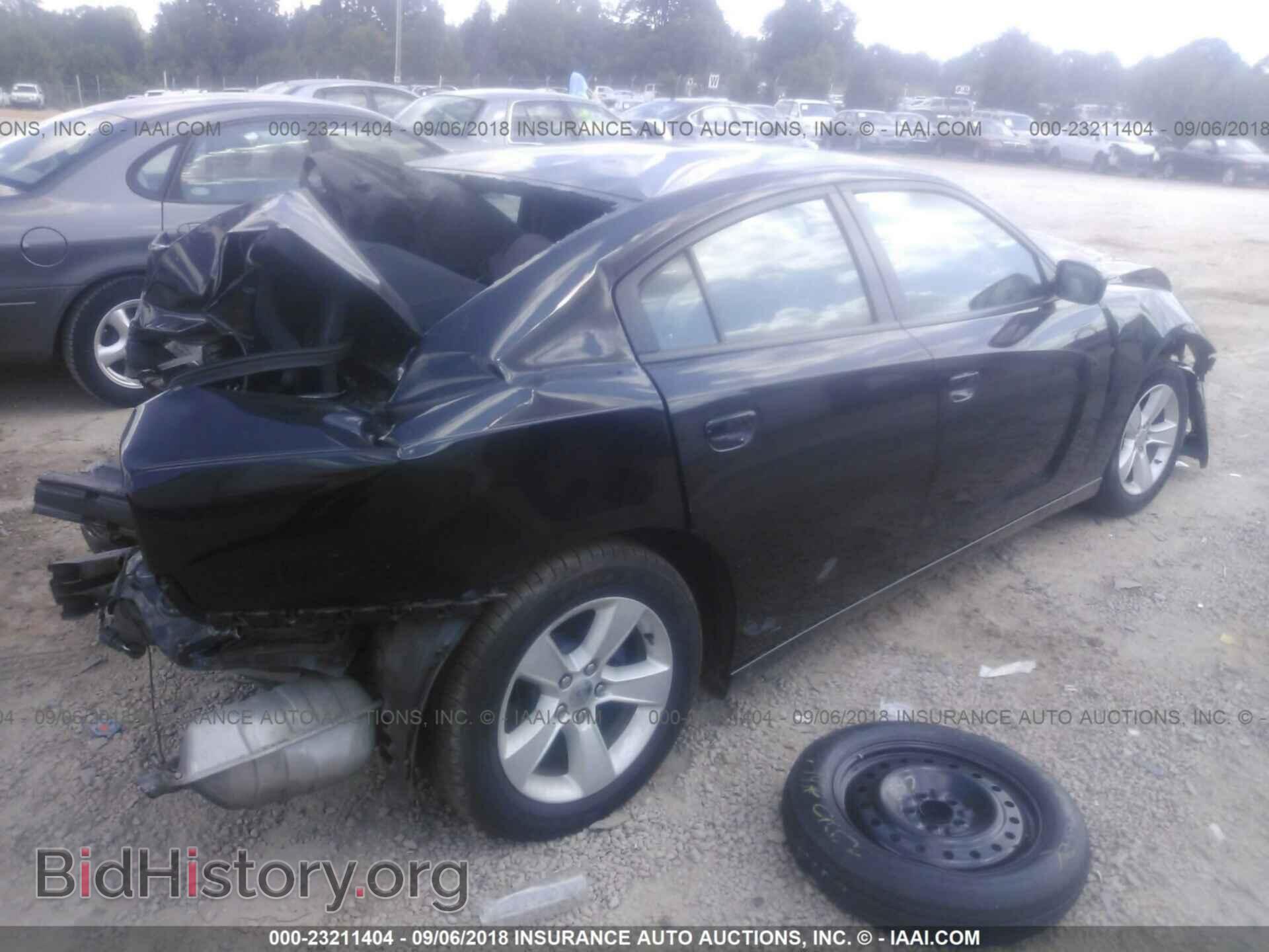 2012 Dodge Charger - VIN: 2C3CDXBG2CH207563 - Фото 4