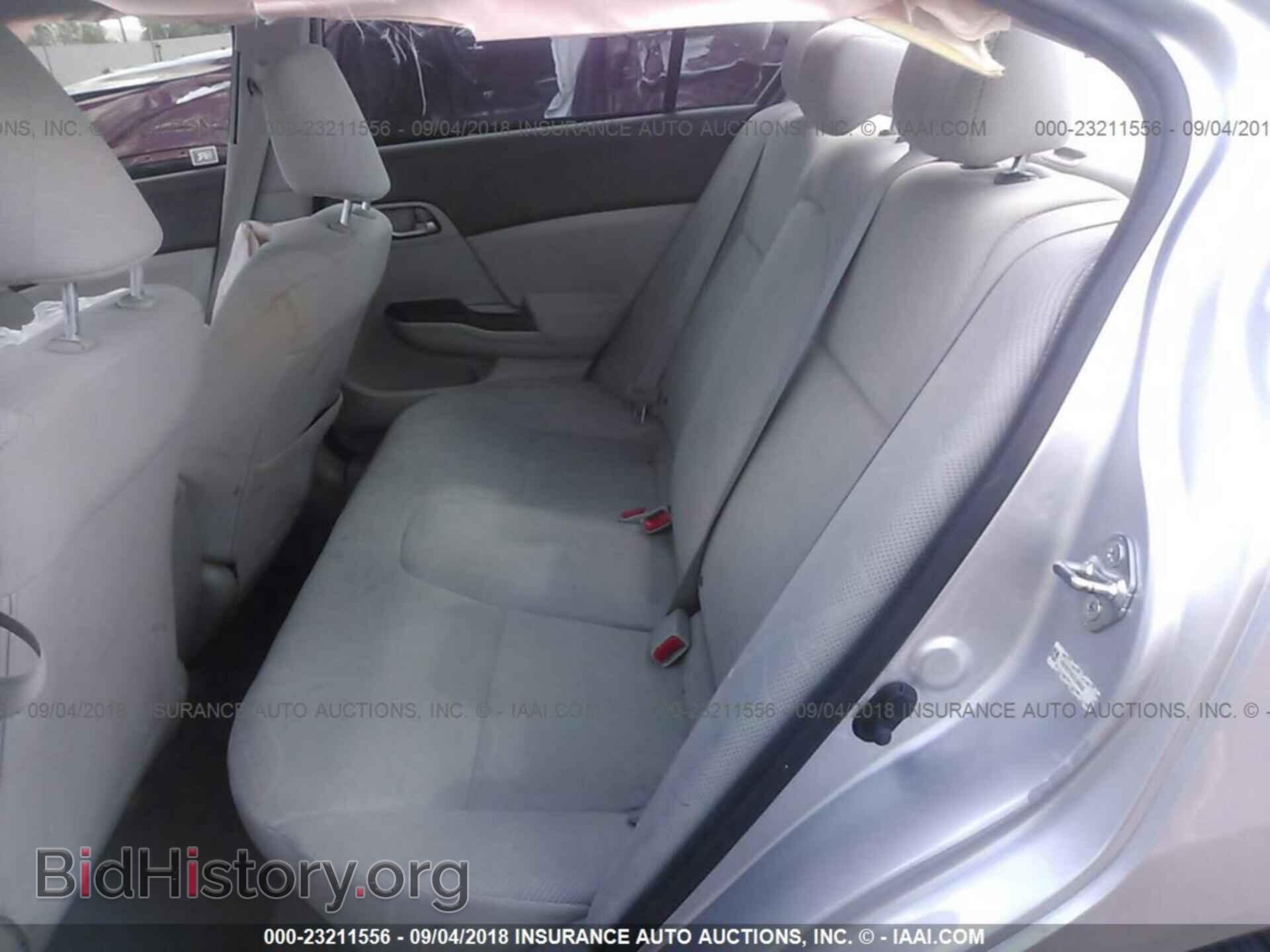 2012 Honda Civic - VIN: 19XFB2F55CE336533 - Фото 8