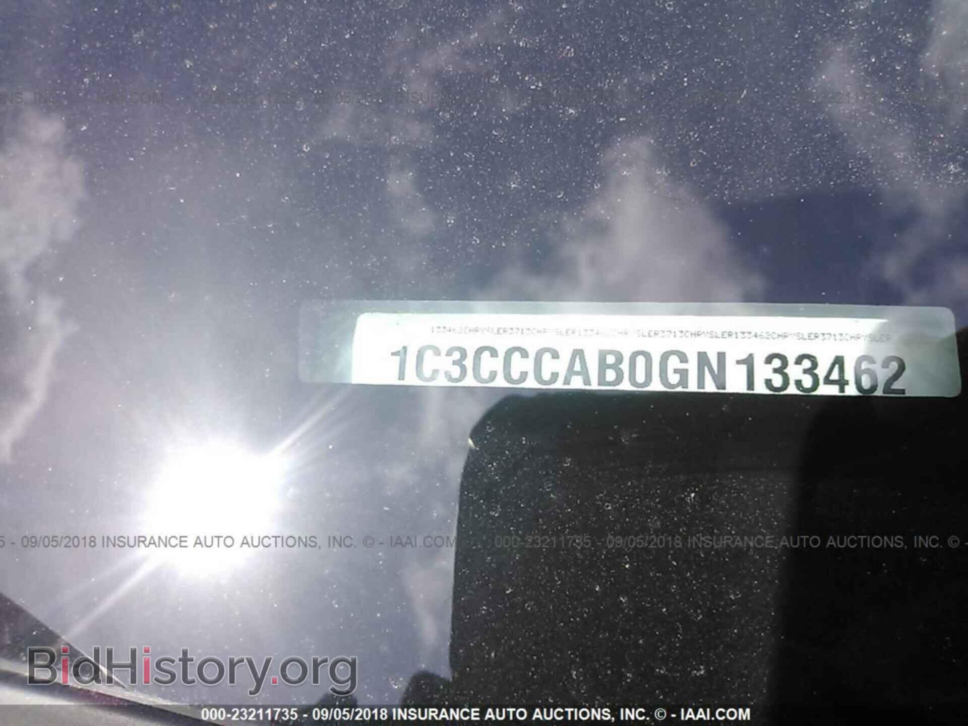 2016 Chrysler 200 - VIN: 1C3CCCAB0GN133462 - Фото 9