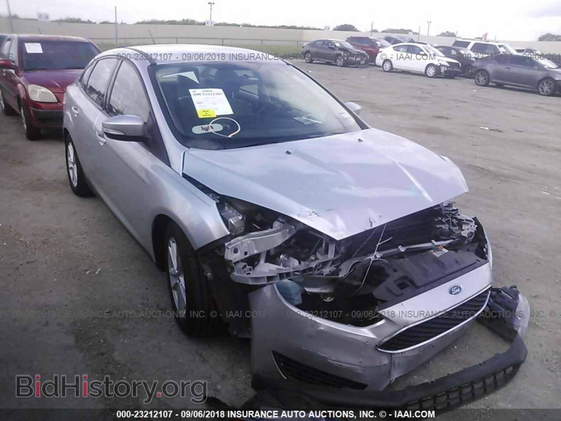 Фотография 1FADP3F22HL332867 - Ford Focus 2017